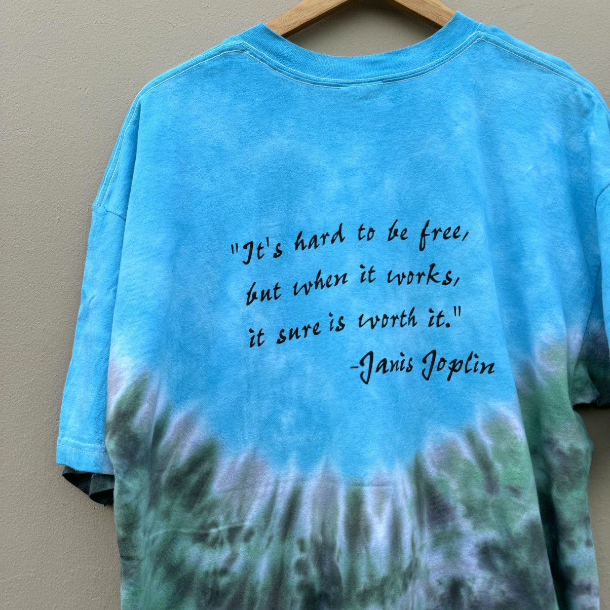 Band Tees × Vintage Vintage janis joplin 2000 tie dye tee Size US XL / EU 56 / 4 - 5 Thumbnail