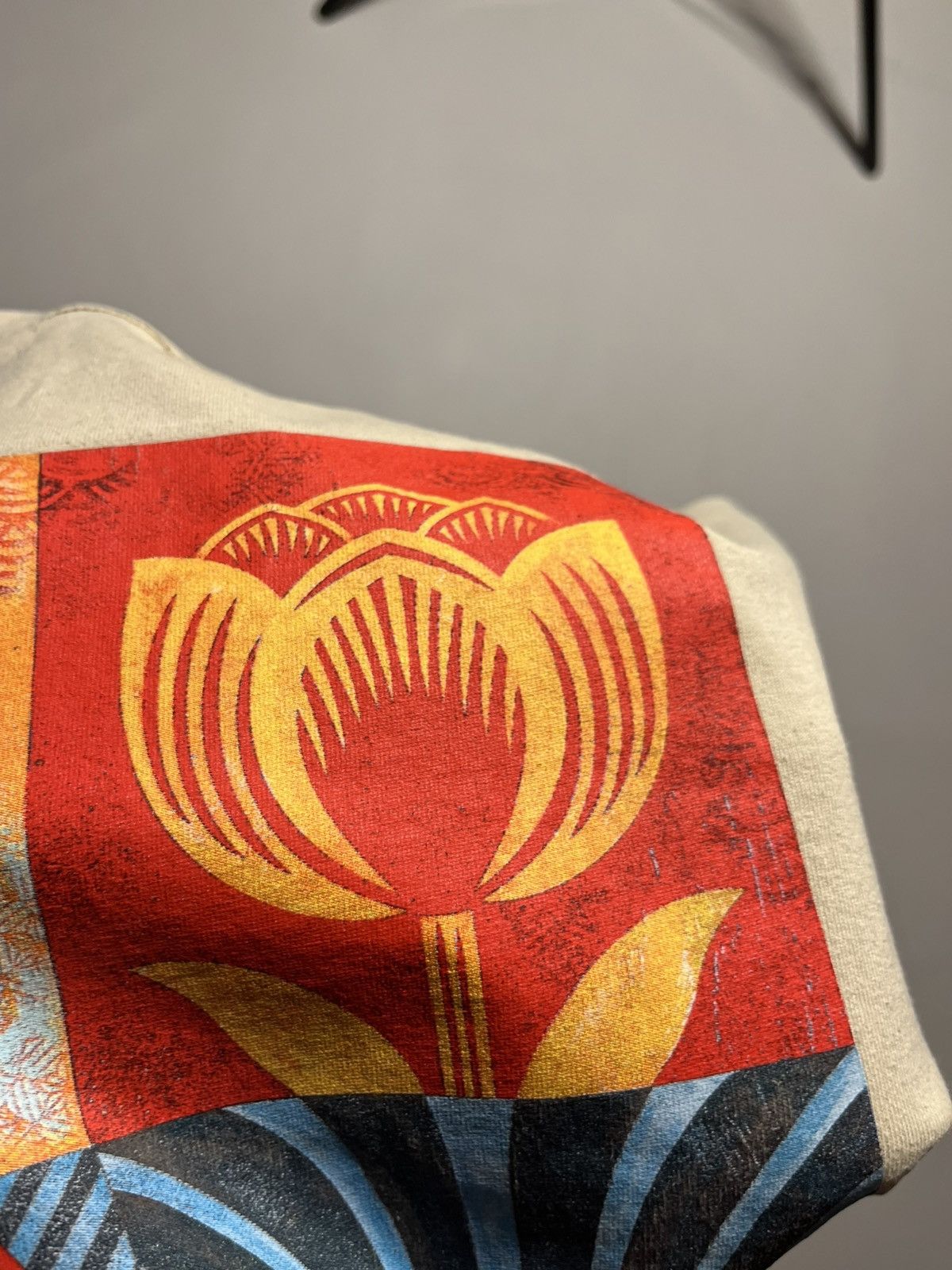 Obey OBEY MOD DESERT TODAY TEE SAND Size L Size US L / EU 52-54 / 3 - 8 Thumbnail