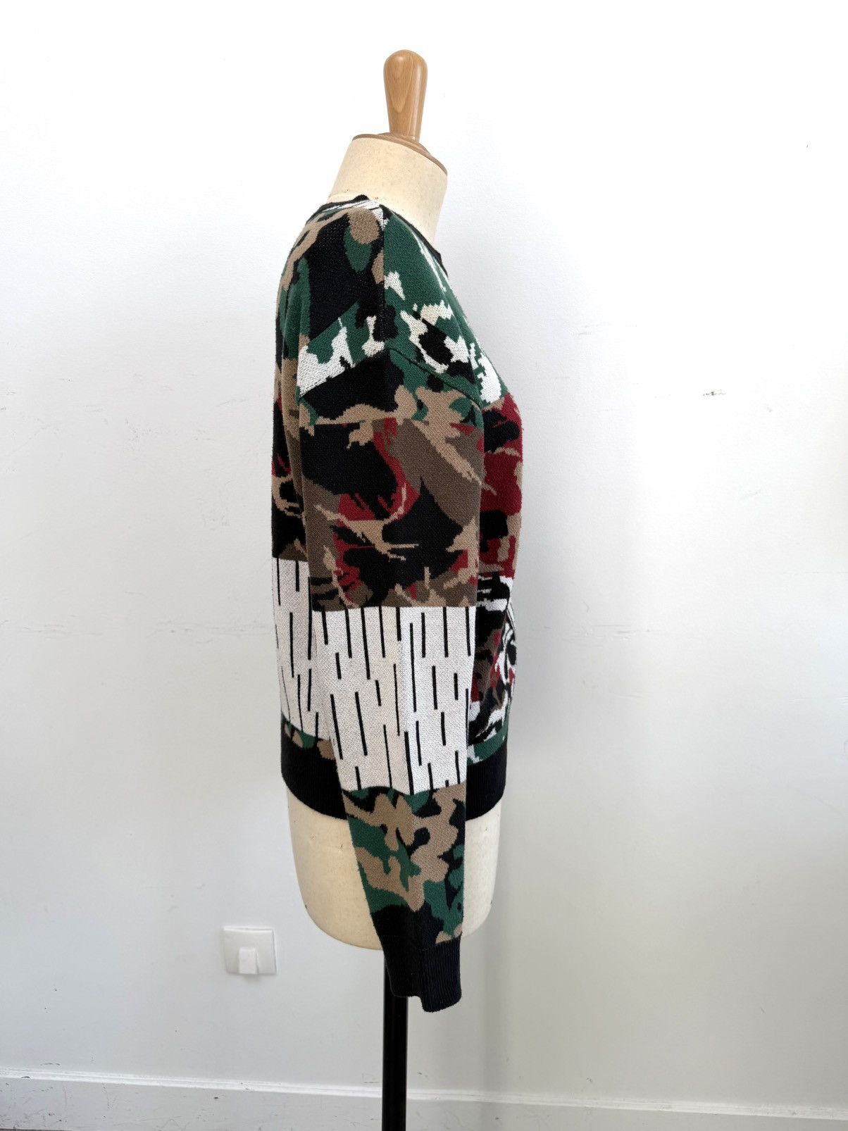 Gosha Rubchinskiy Gosha Rubchinsky Red Camo Jacquard Knit Sweater Size US S / EU 44-46 / 1 - 5 Thumbnail
