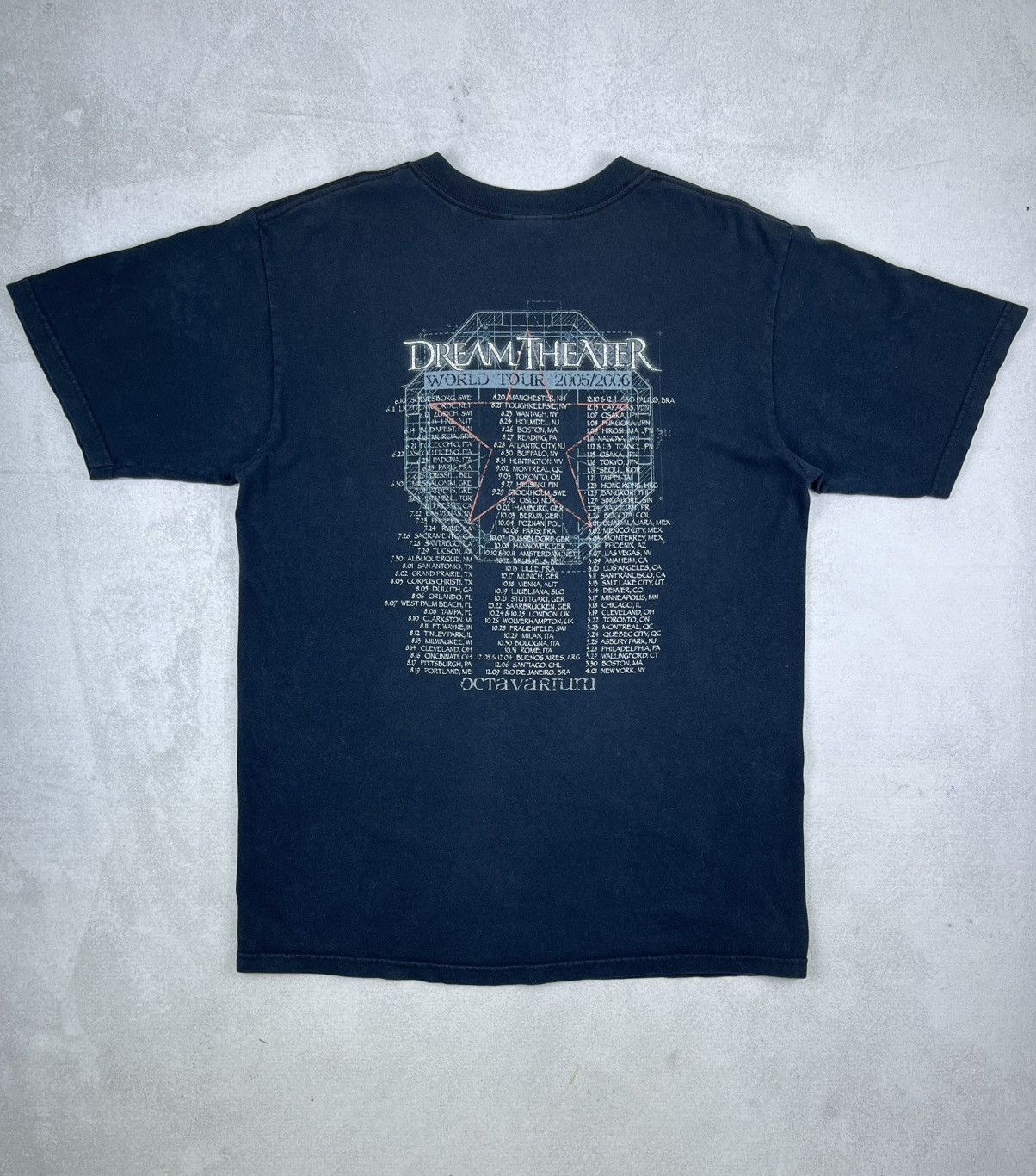Band Tees × Vintage Band Dream Theater Octavarium World Tour 2005/2006 Tee Size US M / EU 48-50 / 2 - 3 Thumbnail