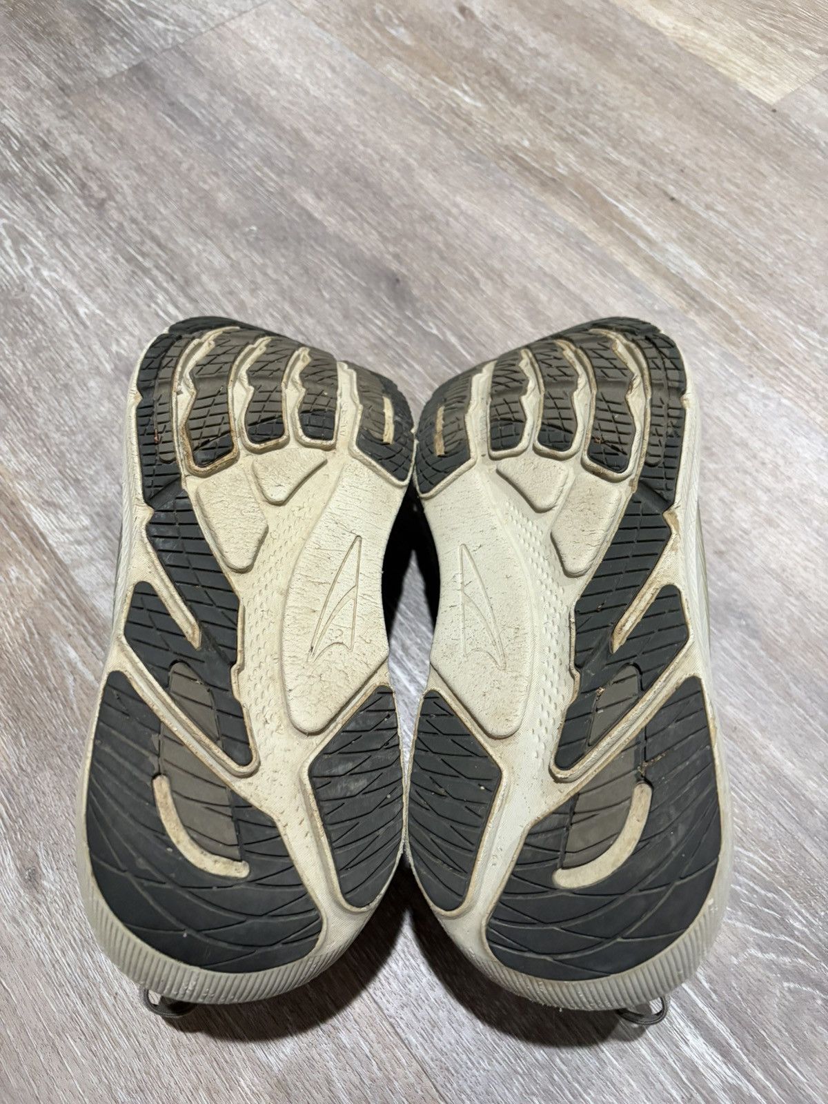Altra Altra FWD VIA Running Shoes Olive Greenji Size US 11 / EU 44 - 15 Thumbnail