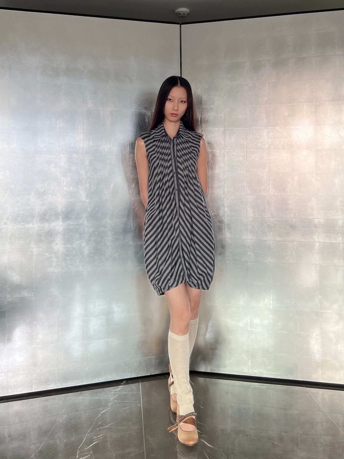 Vintage Vintage Italian Lapel Irregular Stripe Denim Dress XS Size XS / US 0-2 / IT 36-38 - 2 Thumbnail