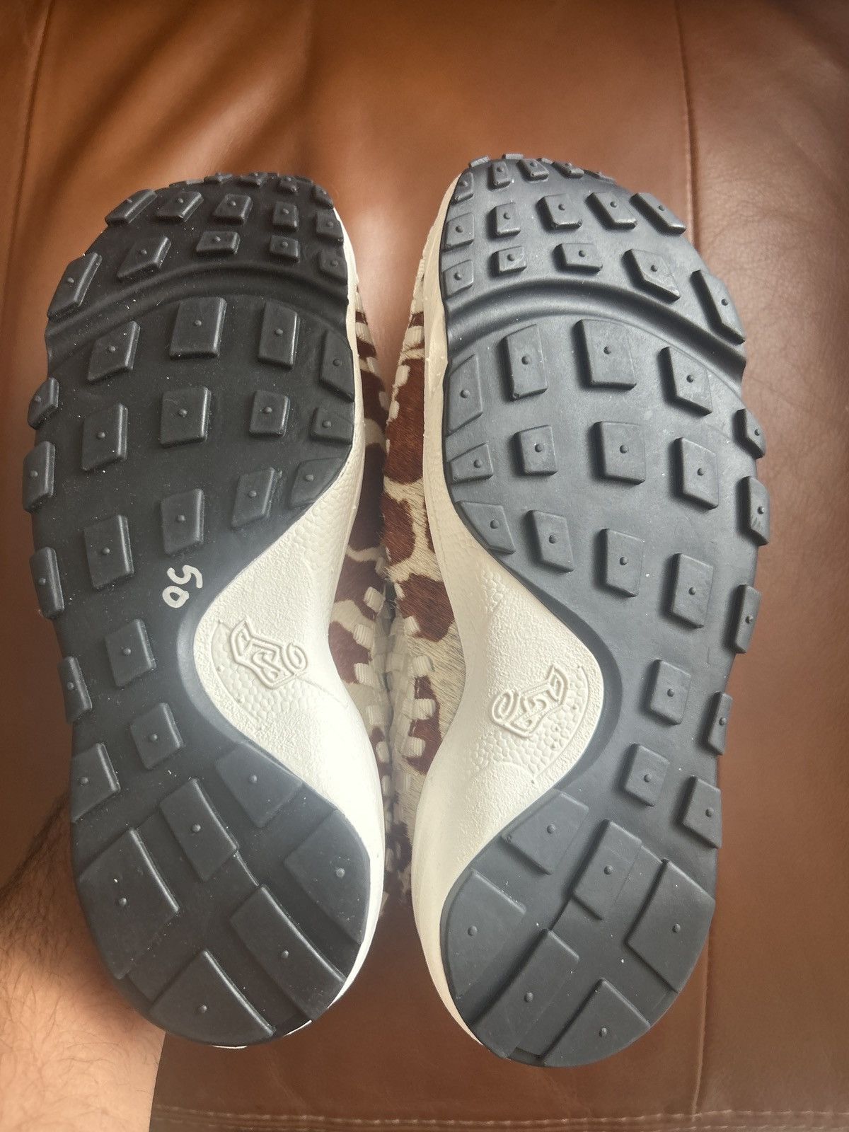 Nike Nike Air Footscape Woven Cow Print Size US 7.5 / EU 40-41 - 7 Thumbnail