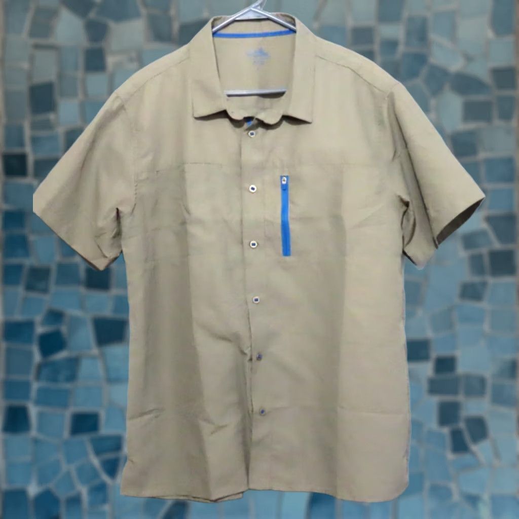 Skin VINTAGEUV Skinz UPF 50+ Men's Large Button Up Sunwear Short Sleeve Shirt NWT Size US L / EU 52-54 / 3 - 1 Thumbnail