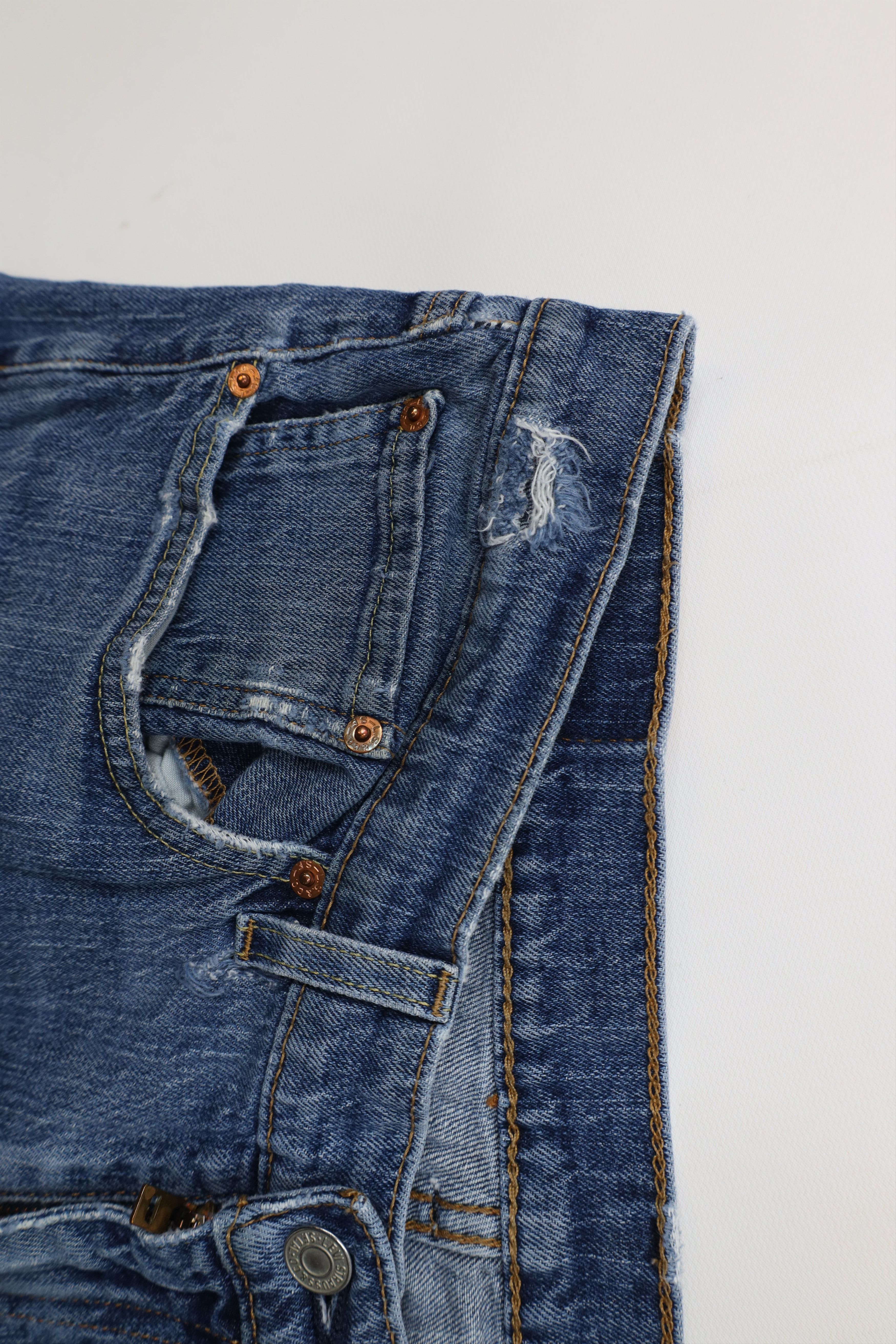 Levi's Vintage Y2K Levis 505 Regular Fit Straight Leg Denim Jeans Size US 36 / EU 52 - 9 Thumbnail