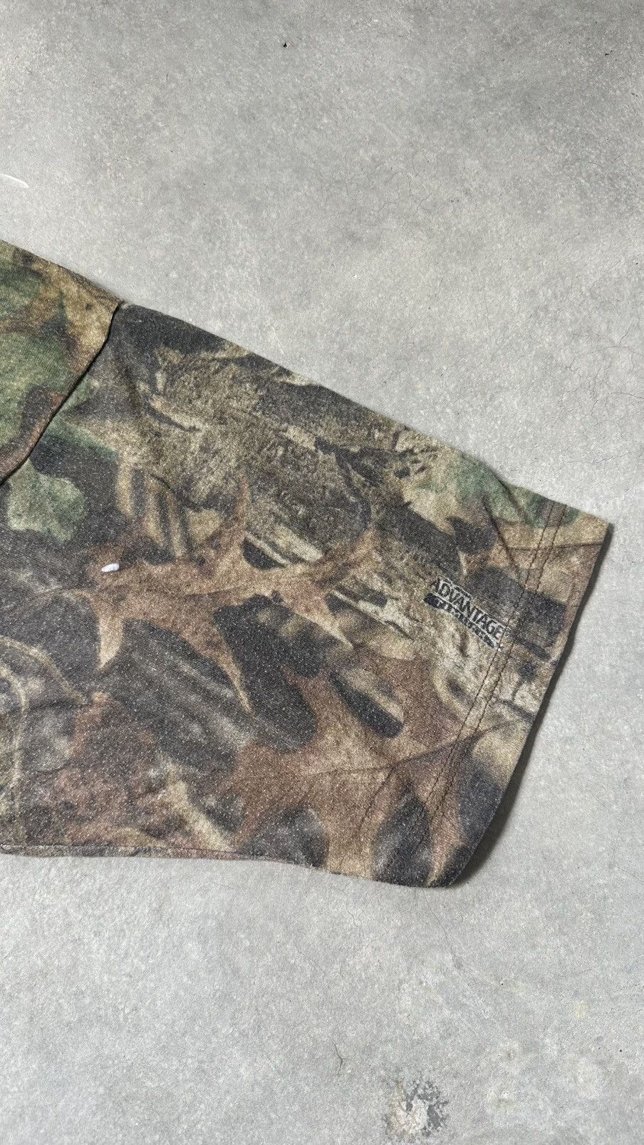 Vintage VINTAGE SASQUATCH CAMO TREE TEE Size US M / EU 48-50 / 2 - 4 Thumbnail
