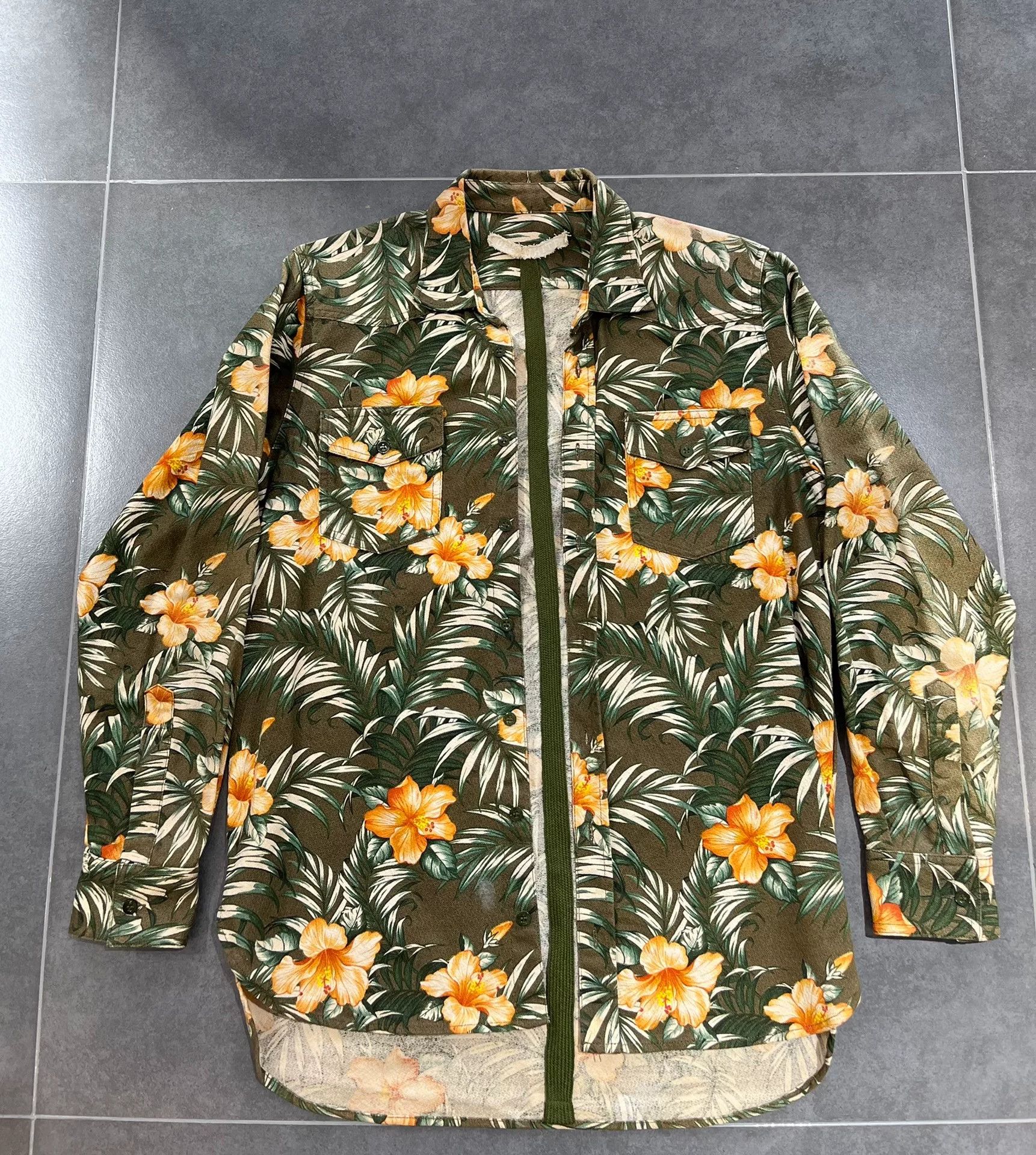 Off-White Off-White Floral White Shirt s Men Size US S / EU 44-46 / 1 - 1 Thumbnail