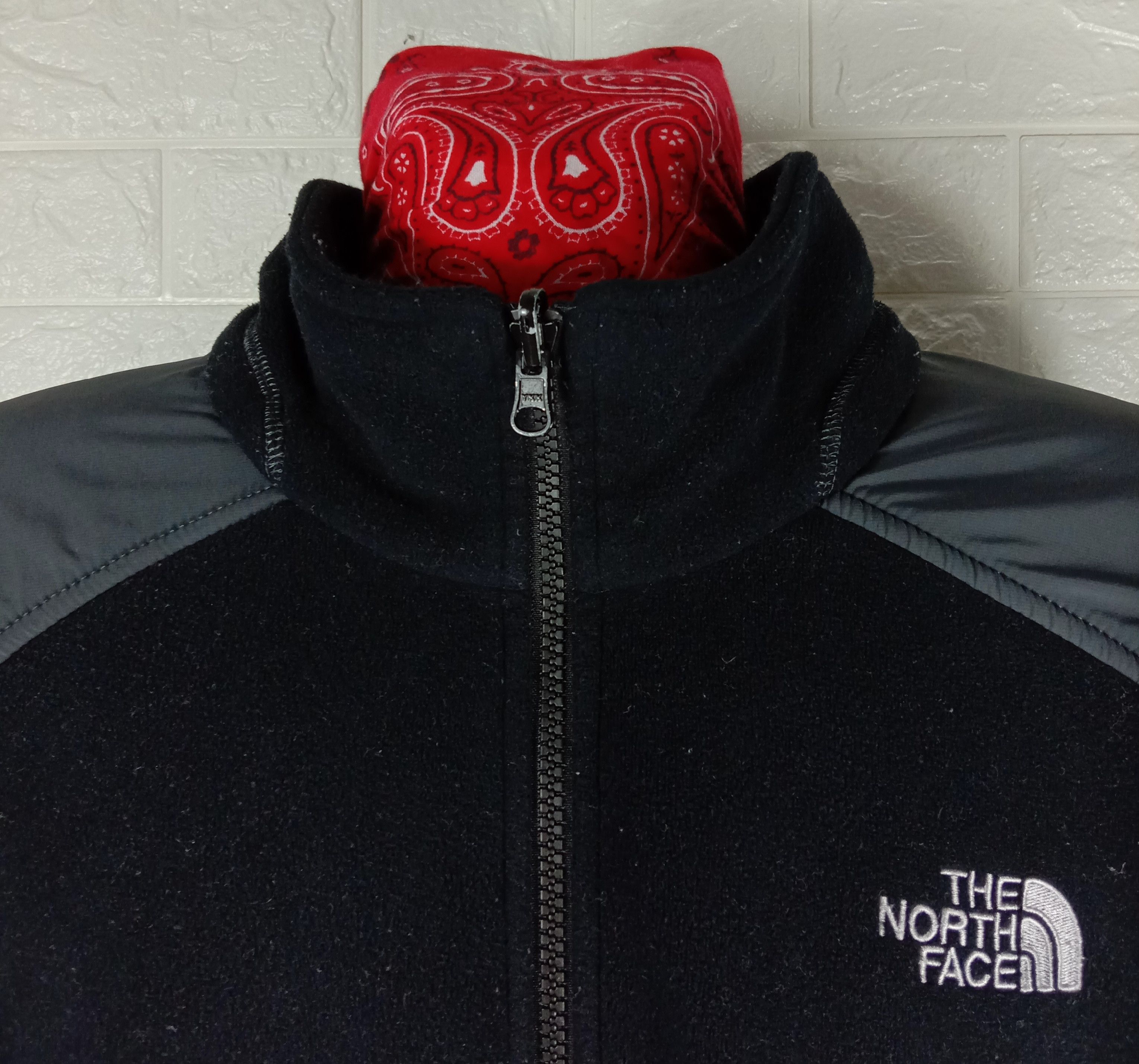 The North Face Vintage The North Face Fleece Zipper Jacket Size US XL / EU 56 / 4 - 5 Thumbnail