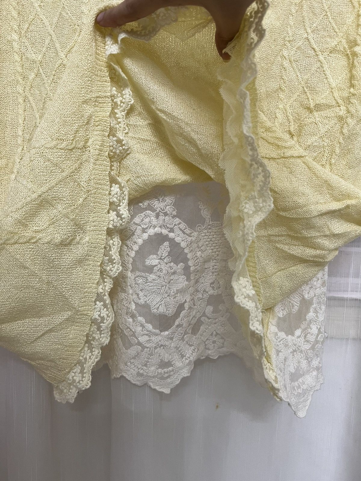 LIZ LISA Axes Femme pastel yellow knit poncho hoodie 🧝🏻‍♀️ Size ONE SIZE - 12 Thumbnail