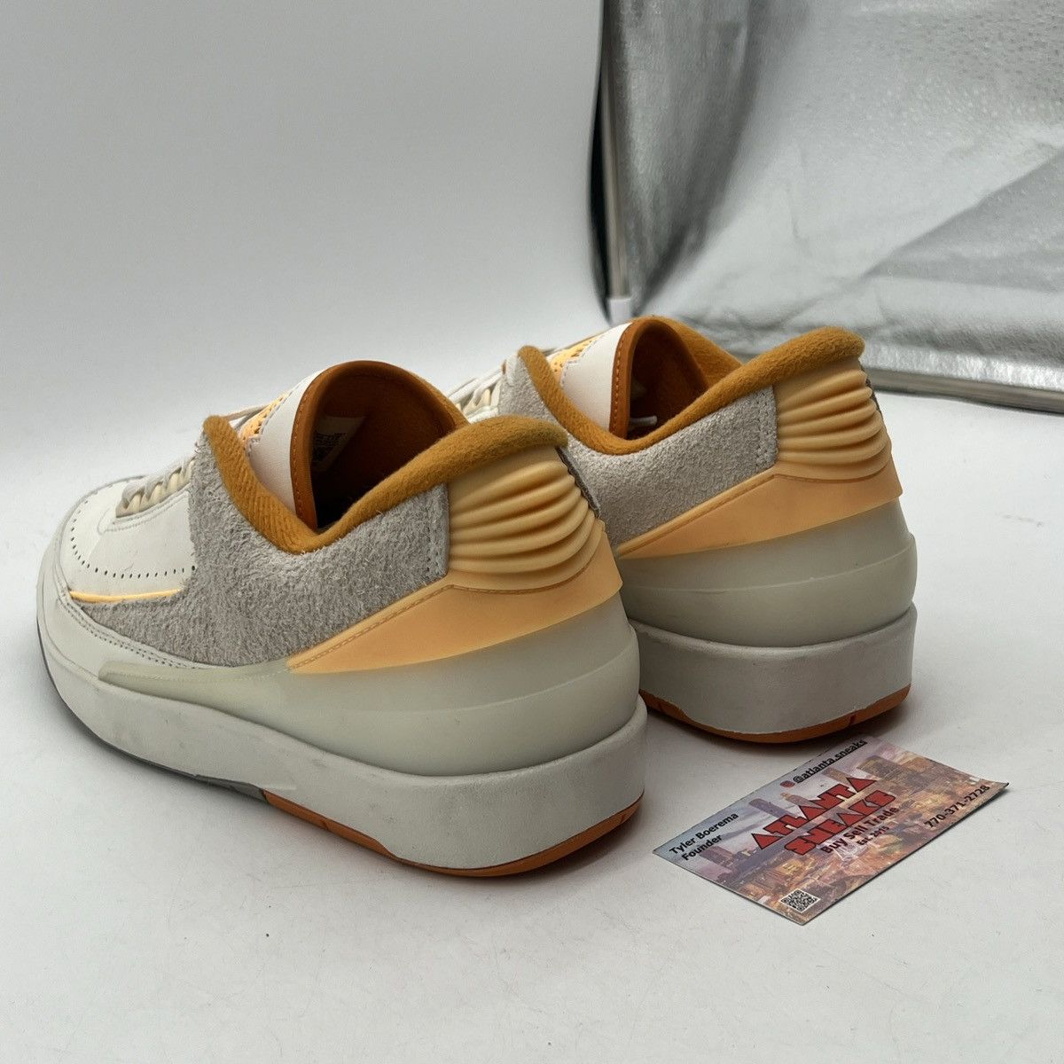 Jordan Brand Air Jordan 2 low melon tint Size US 10.5 / EU 43-44 - 4 Thumbnail