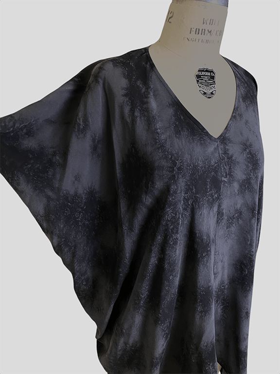 Eileen Fisher V-neck silk long tunic Size XS / US 0-2 / IT 36-38 - 2 Thumbnail