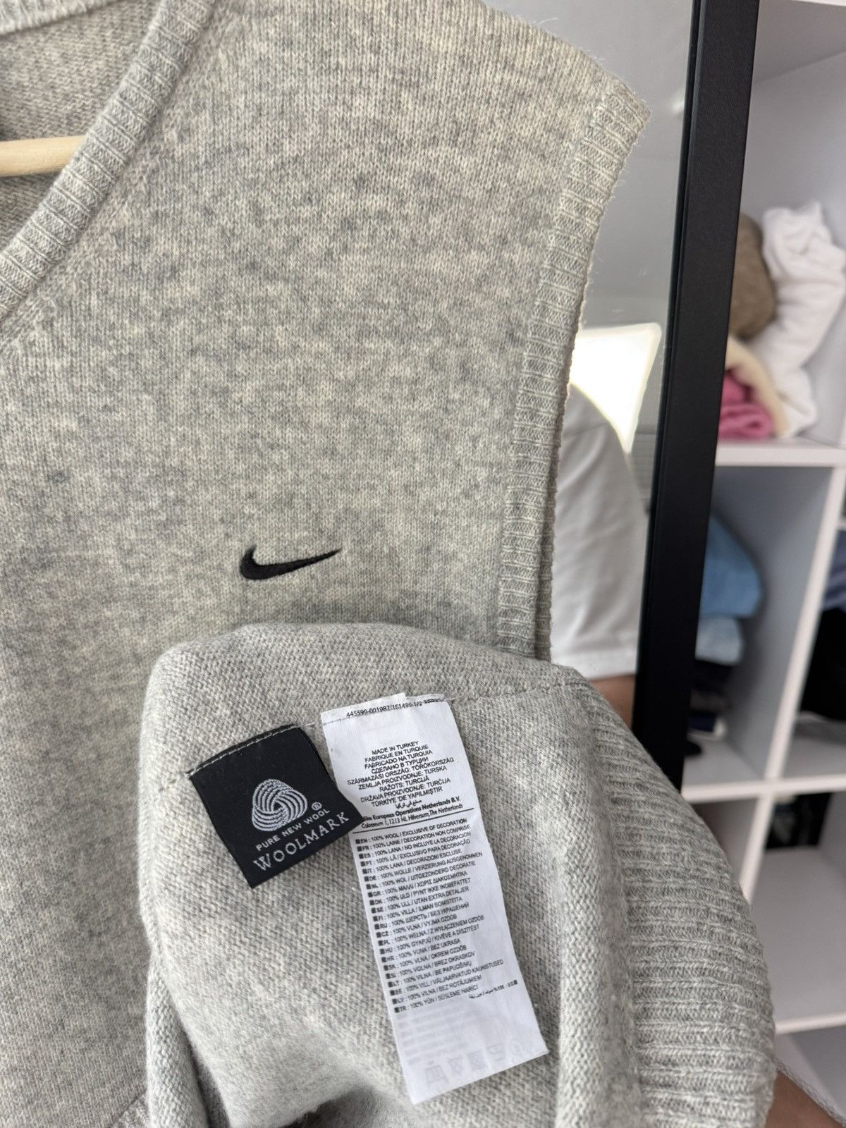 Nike Nike wool vest size L Size US L / EU 52-54 / 3 - 4 Thumbnail
