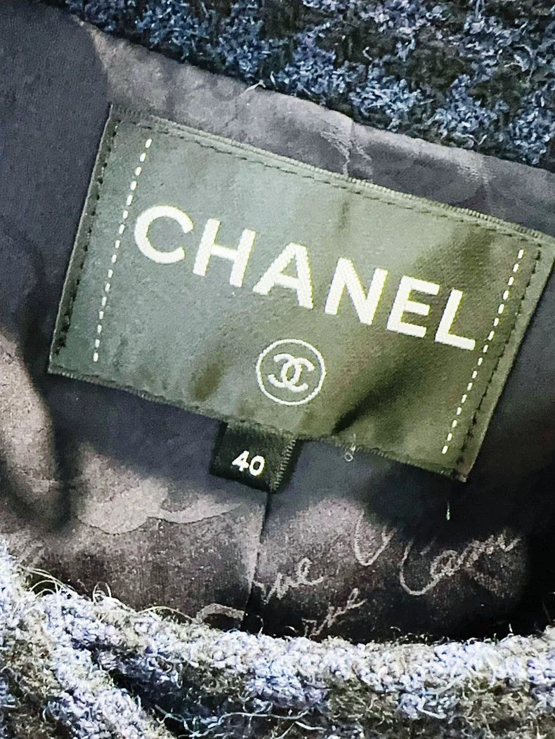 Chanel Chanel 17B dark blue tweed short jacket Size S / US 4 / IT 40 - 5 Thumbnail