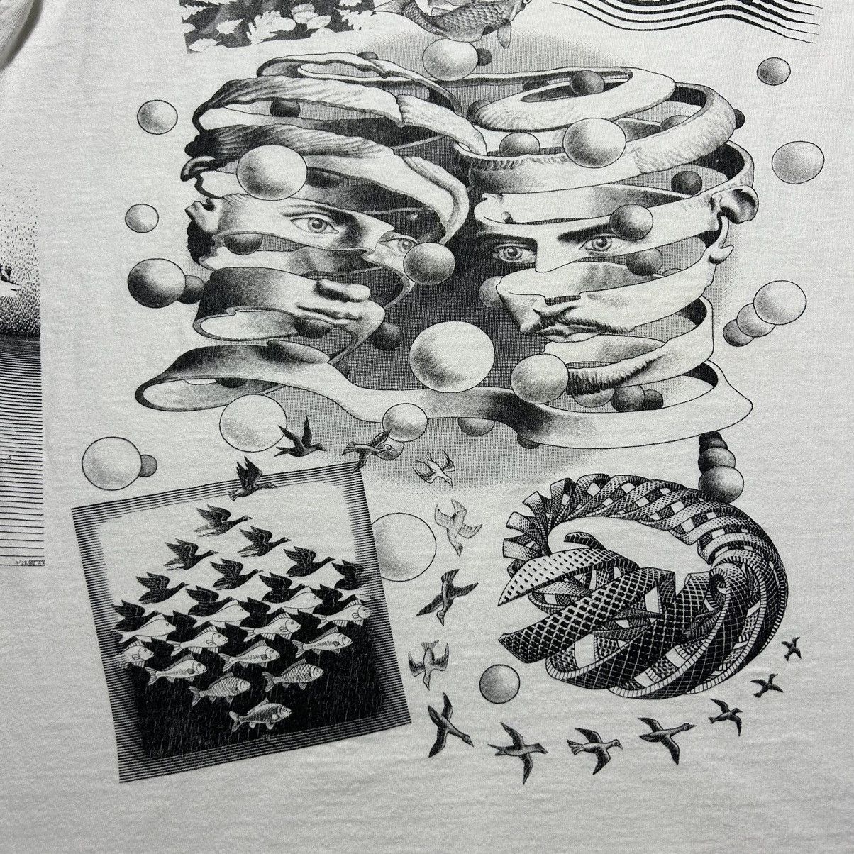 Vintage Vintage 90s M.C. Escher Graphic T-Shirt Art Tee 1991 Size XL Size US XL / EU 56 / 4 - 9 Thumbnail