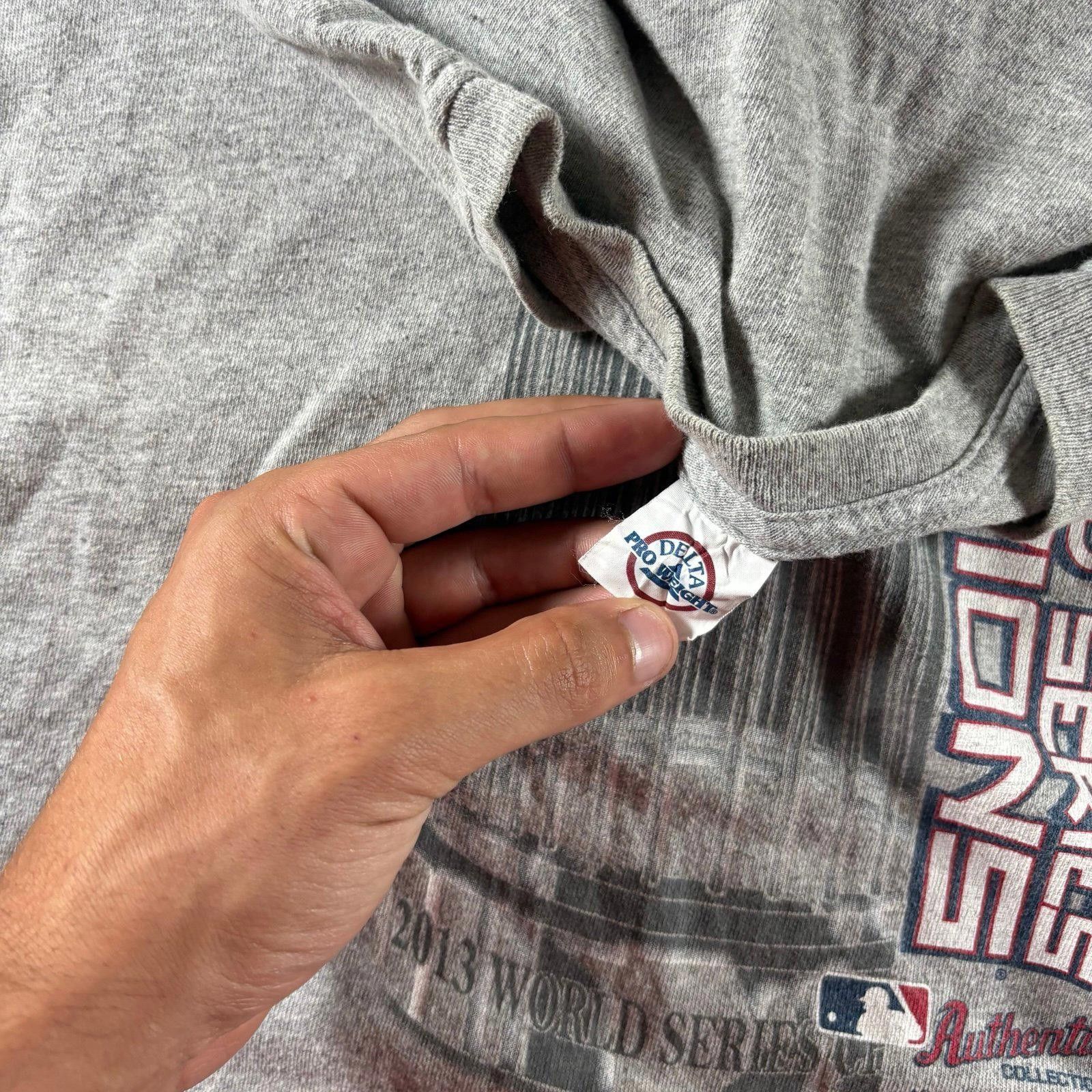 Delta Y2K Boston red socks World Series tee Size US L / EU 52-54 / 3 - 5 Thumbnail