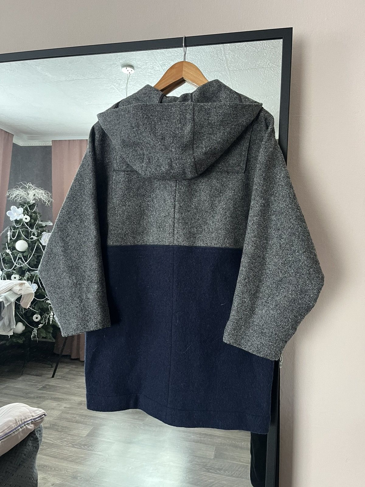 Cacharel Cacharel Virgin Wool Duffle Coat Navy/Grat Hooded Size US 6 Size M / US 6-8 / IT 42-44 - 3 Thumbnail