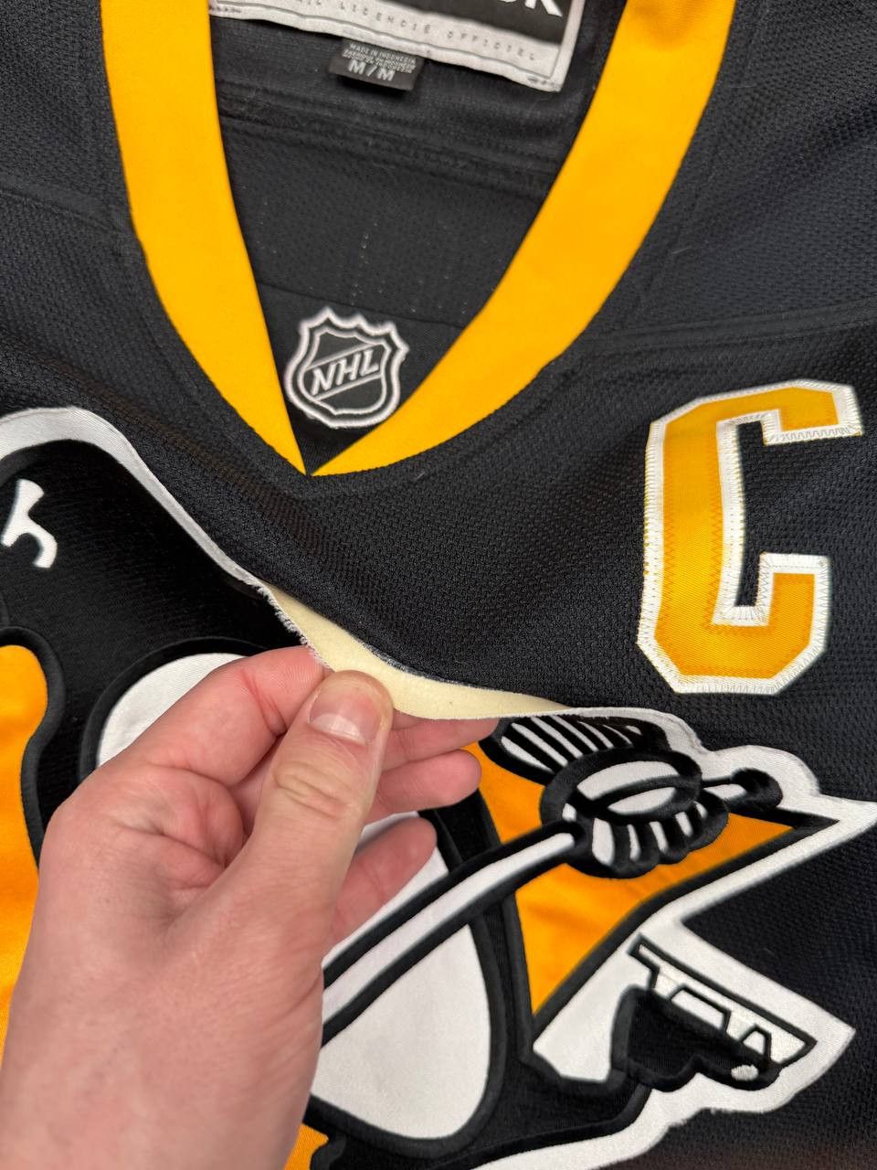 Other Reebok Pittsburgh Penguins #78 CROSBY Hockey Jersey size M Size US M / EU 48-50 / 2 - 7 Thumbnail