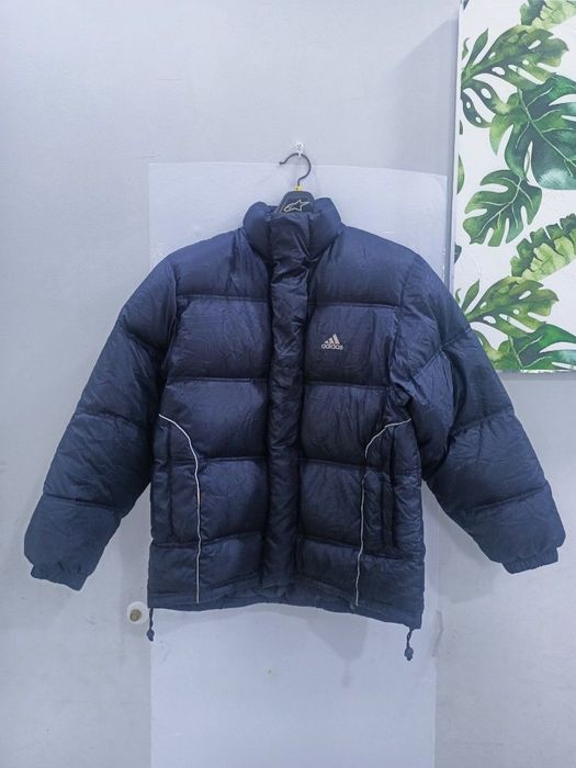 Adidas vintage store puffer jacket