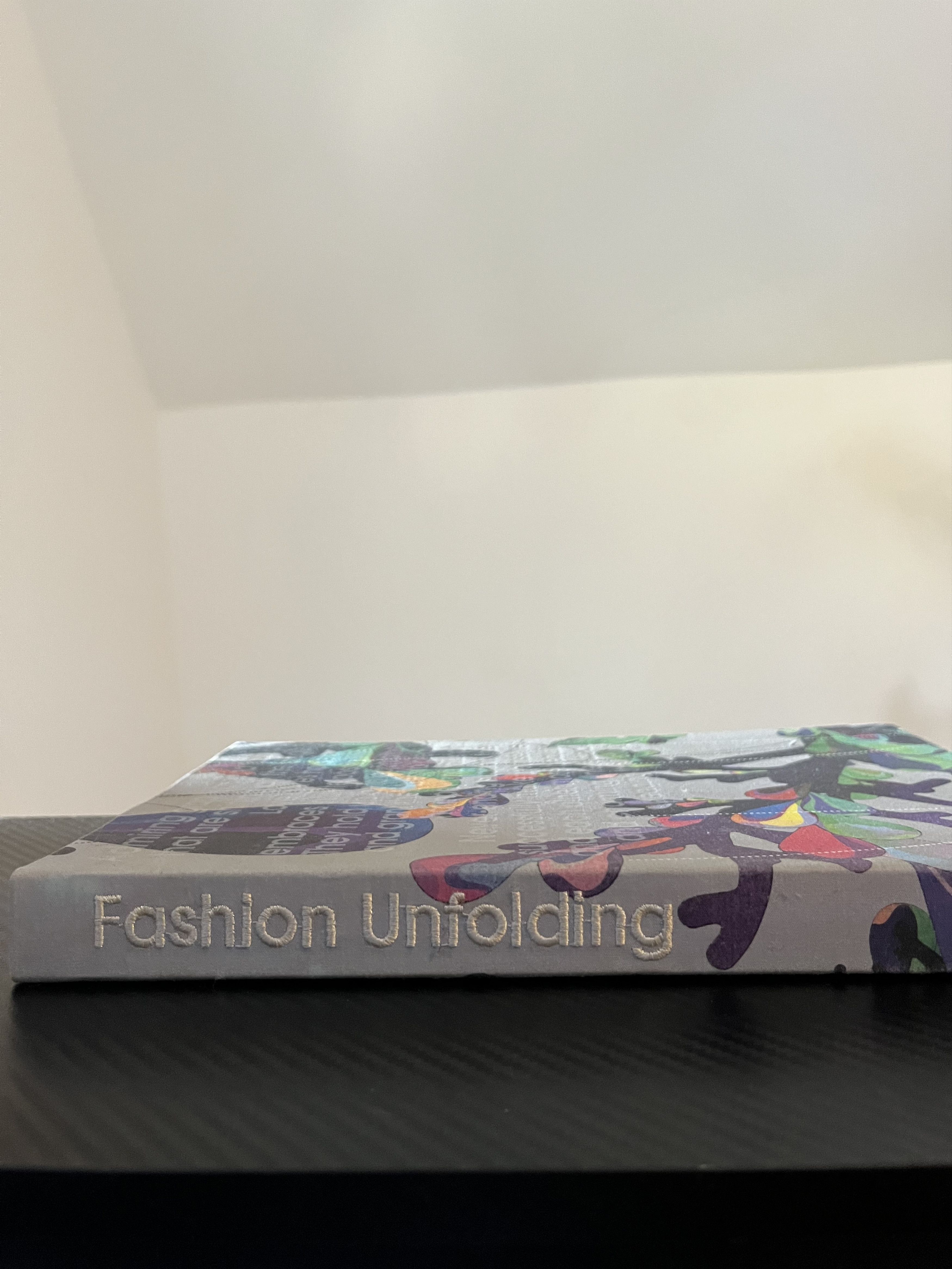 Other Archival Viction:ary "Fashion Unfolding" Sourcebook (2007) Size ONE SIZE - 2 Thumbnail