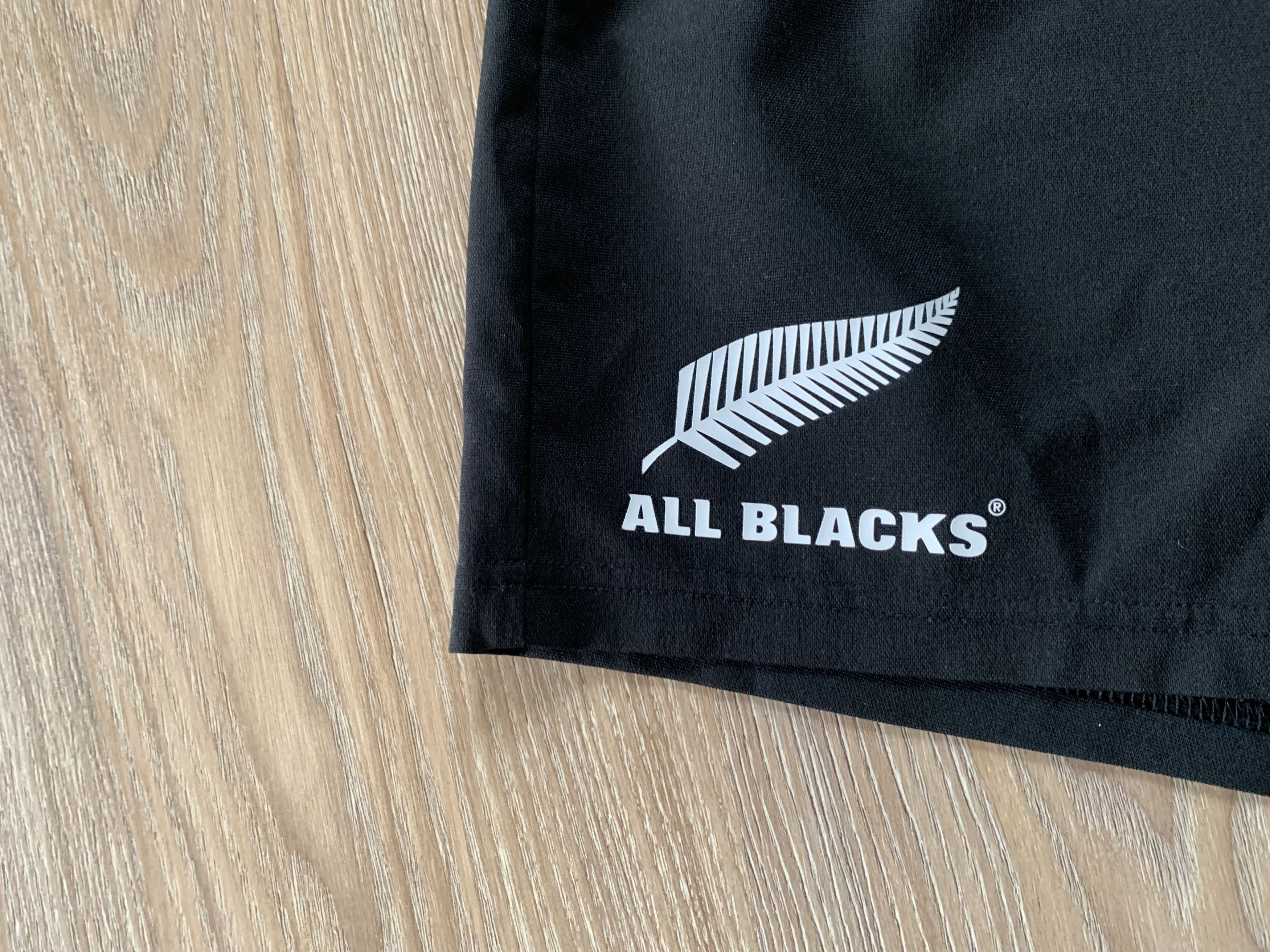 Adidas × Vintage Adidas All Blacks Shorts 2019 Size US 34 / EU 50 - 6 Thumbnail