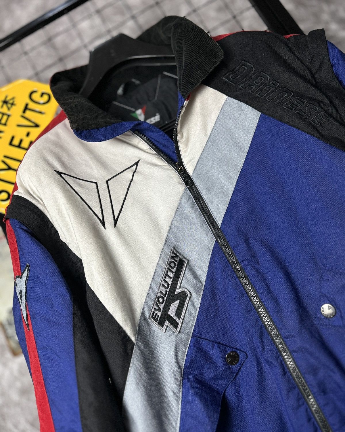 Dainese Dainese italy 90s Vintage Racing Jacket Size US L / EU 52-54 / 3 - 5 Thumbnail