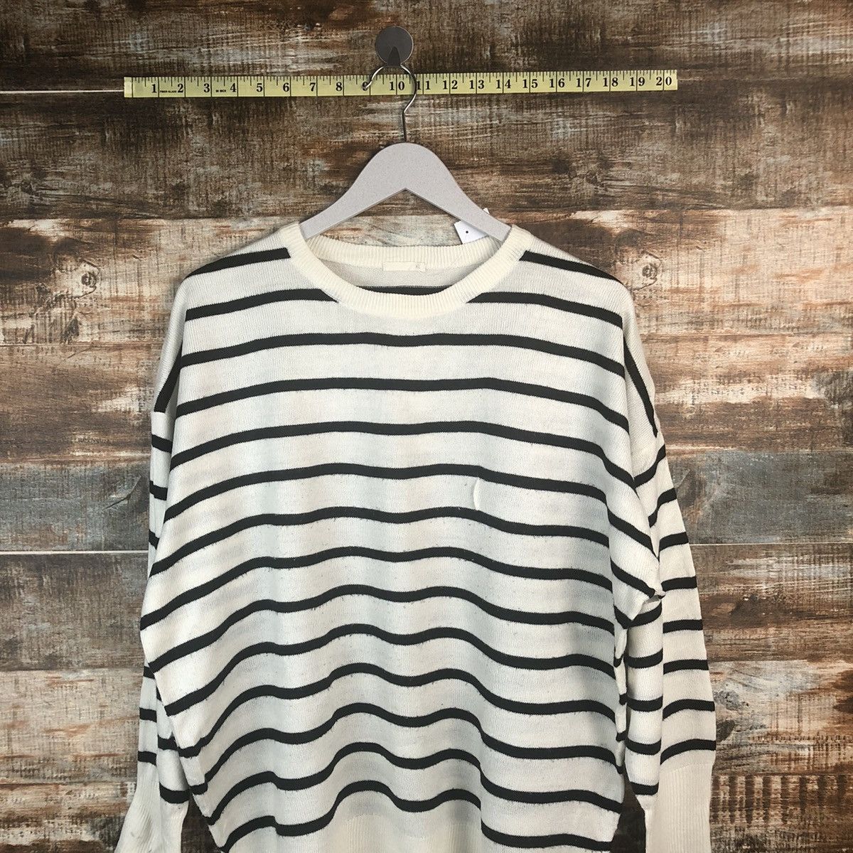 GU × OVER THE STRiPES GU Stripe White Knitwear #A1333 Size XL / US 12-14 / IT 48-50 - 2 Thumbnail
