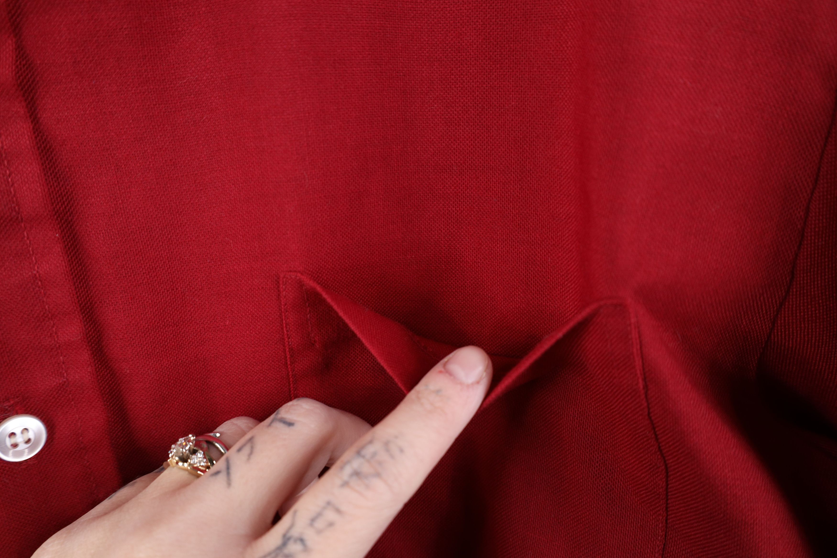 Vintage Vintage 70s Streetwear Knit Collared Button Down Shirt Red Size US L / EU 52-54 / 3 - 9 Thumbnail