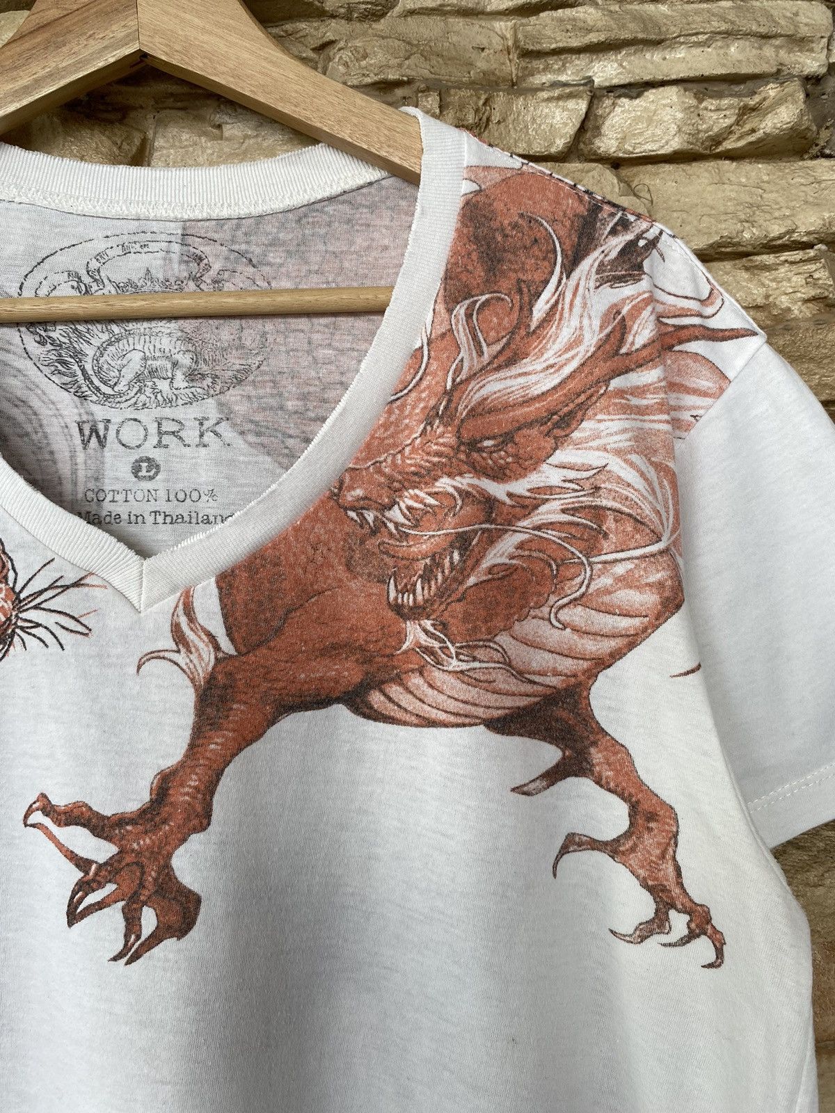 Japanese Brand Sukajan Dragon Vs Tiger V Neck Tees Size US L / EU 52-54 / 3 - 7 Thumbnail