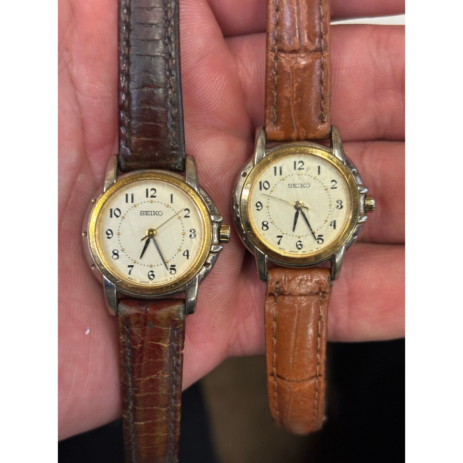 Seiko 2 Seiko Women’s Watches! New Batteries. Size ONE SIZE - 1 Thumbnail