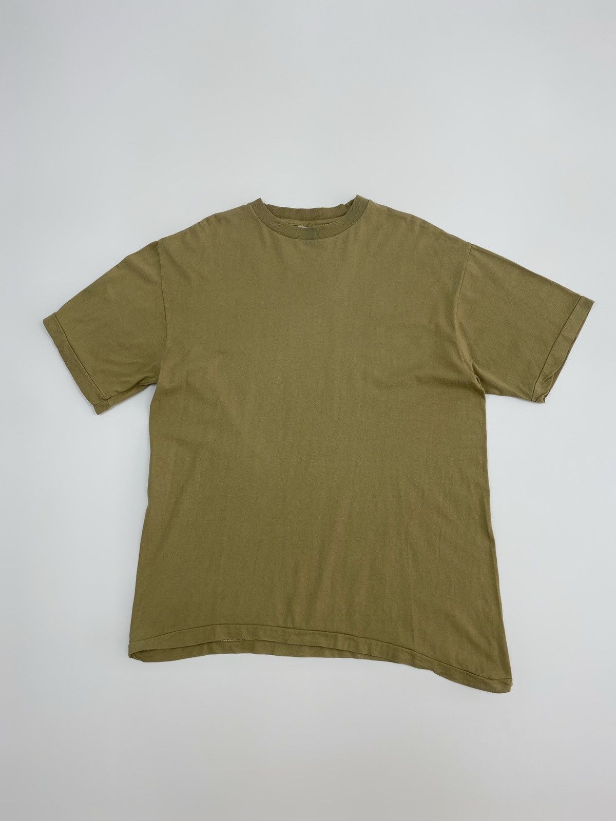 Vintage 1990’s Vintage Khaki Blank Single Stitch Tee Size US L / EU 52-54 / 3 - 1 Thumbnail