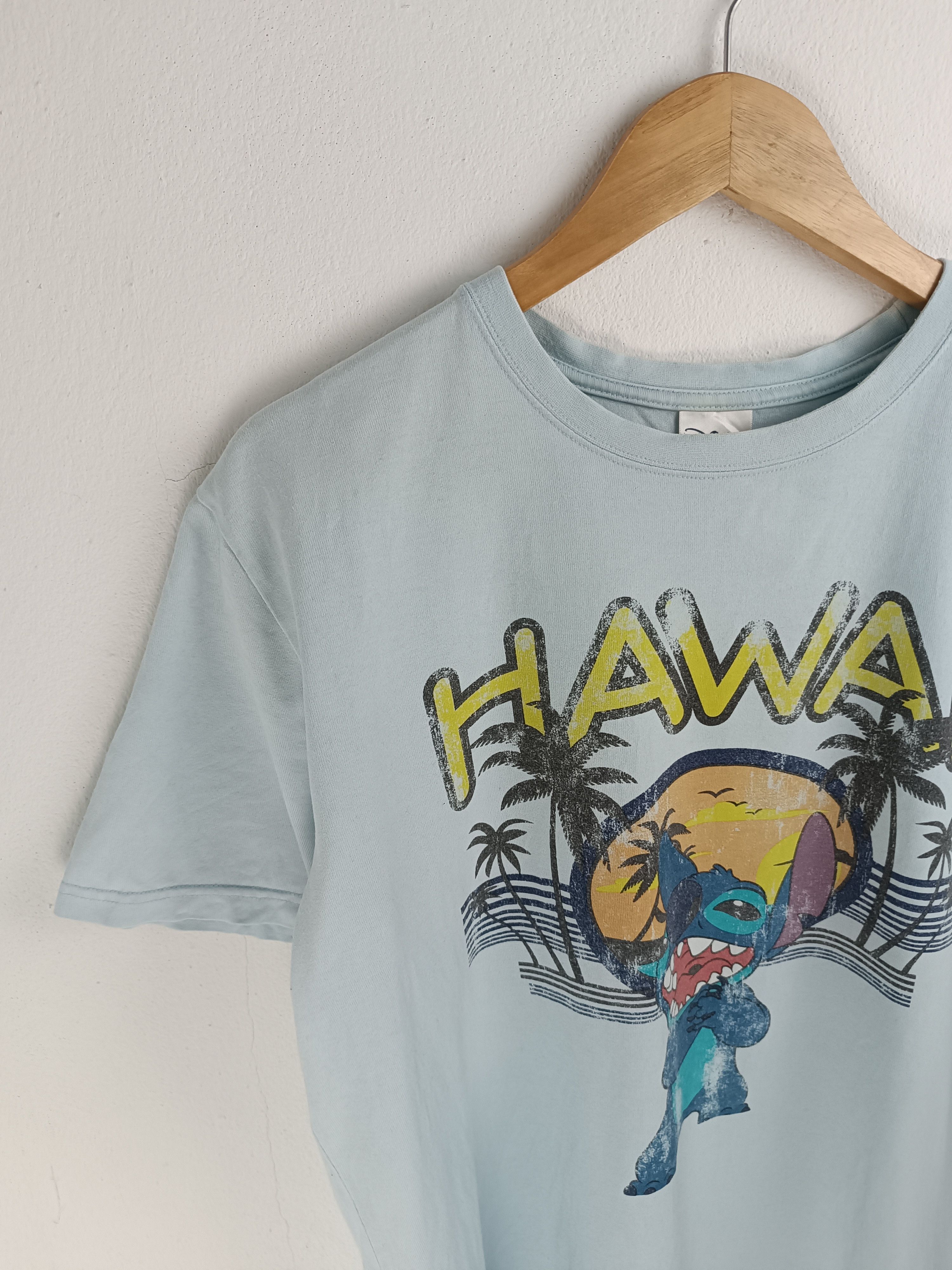 Disney VINTAGE LILO & STITCH HAWAII DISNEY TEES frozen shrek Size US L / EU 52-54 / 3 - 5 Thumbnail