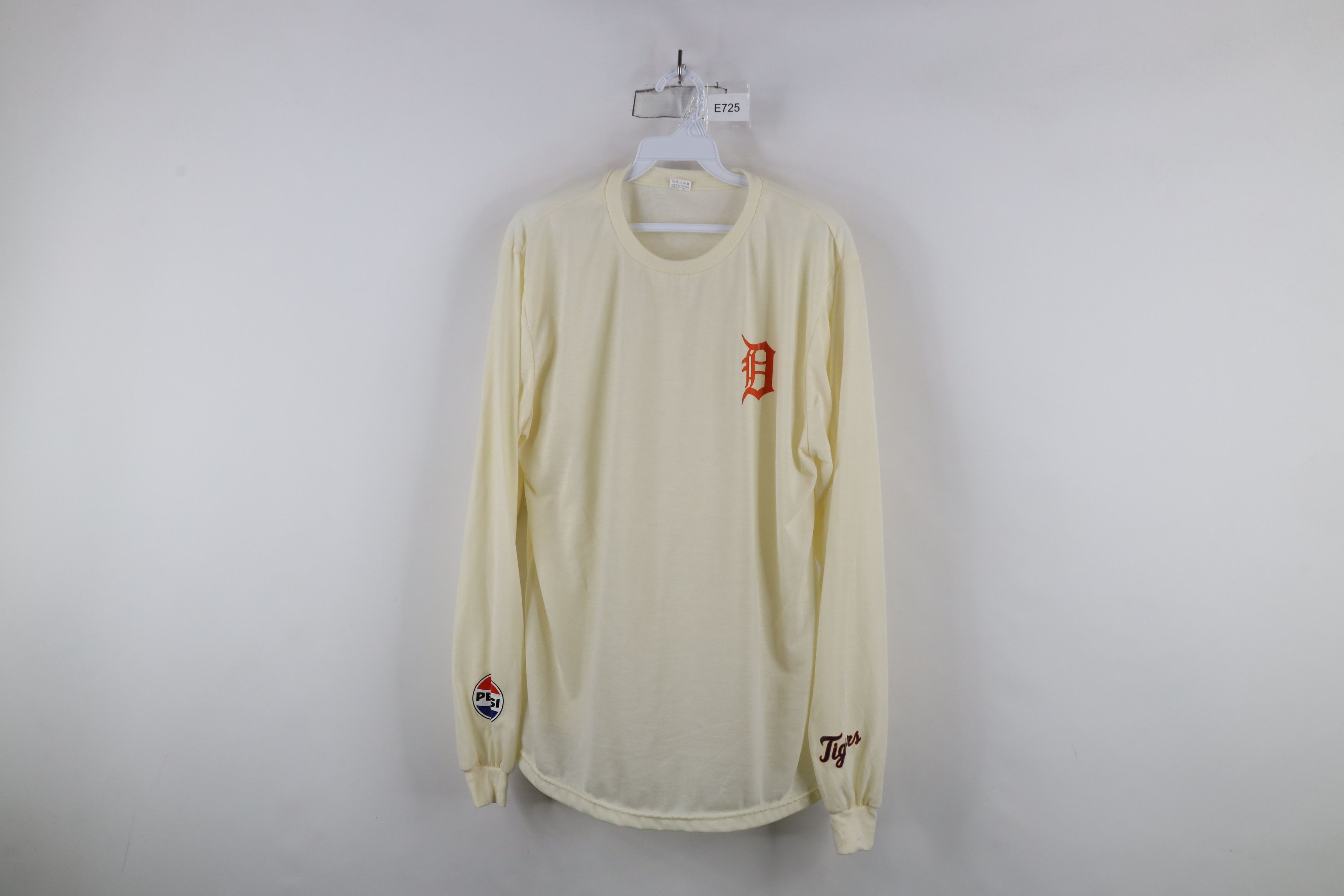 Vintage Vintage Y2K Tigers Baseball Long Sleeve T-Shirt Cream Size US XL / EU 56 / 4 - 1 Thumbnail