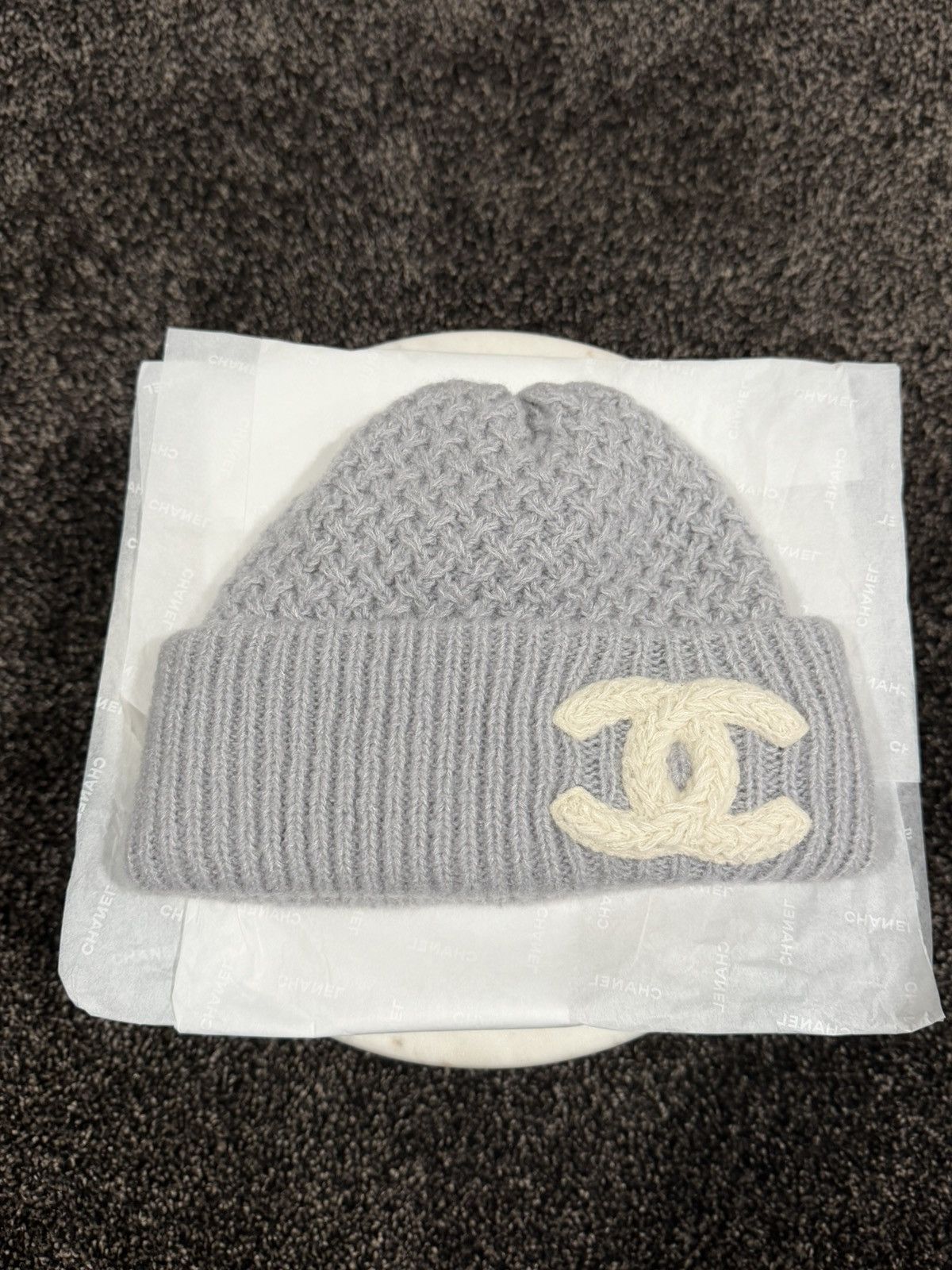 CHANEL CCLogo Knit Beanie シャネル CCロゴ カシミヤ chanel-cc-cashmere-black-