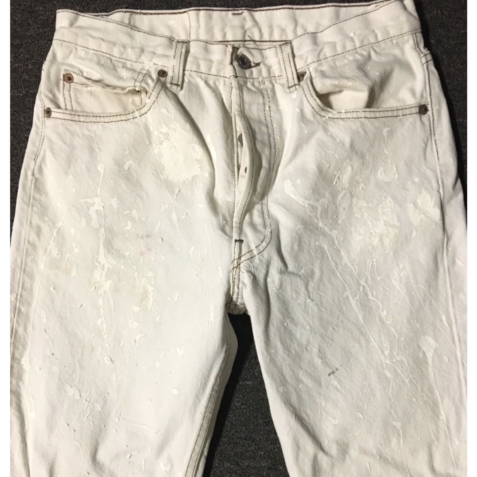 Levi's VINTAGE Levi's 501 Jeans Button Fly Regular 30 White Denim Distressed Paint 80s 90s USA Mens Straight потр Size US 30 / EU 46 - 7 Thumbnail