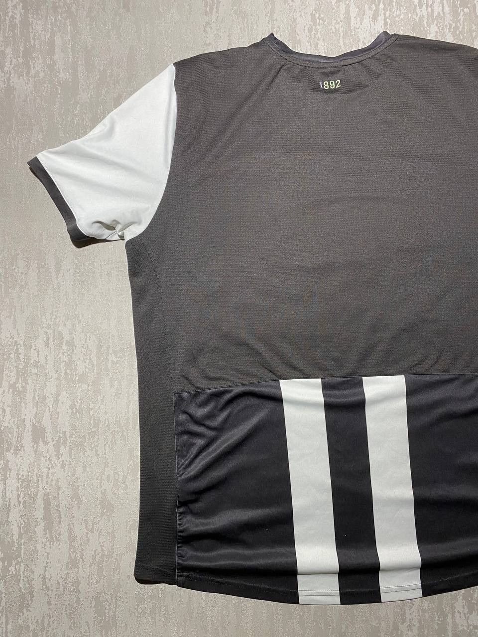 Puma × Vintage Vintage Newcastle United Home Kit 2011/12 Puma Jersey Size US XL / EU 56 / 4 - 12 Thumbnail