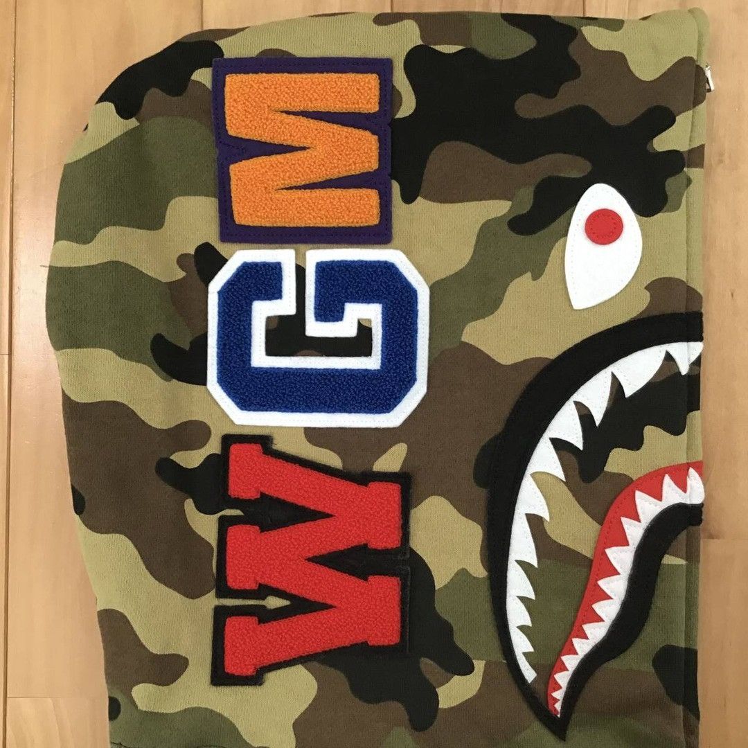 Bape 2024 BAPE 1st Shark full zip hoodie Navy x Woodland camo Size US M / EU 48-50 / 2 - 5 Thumbnail