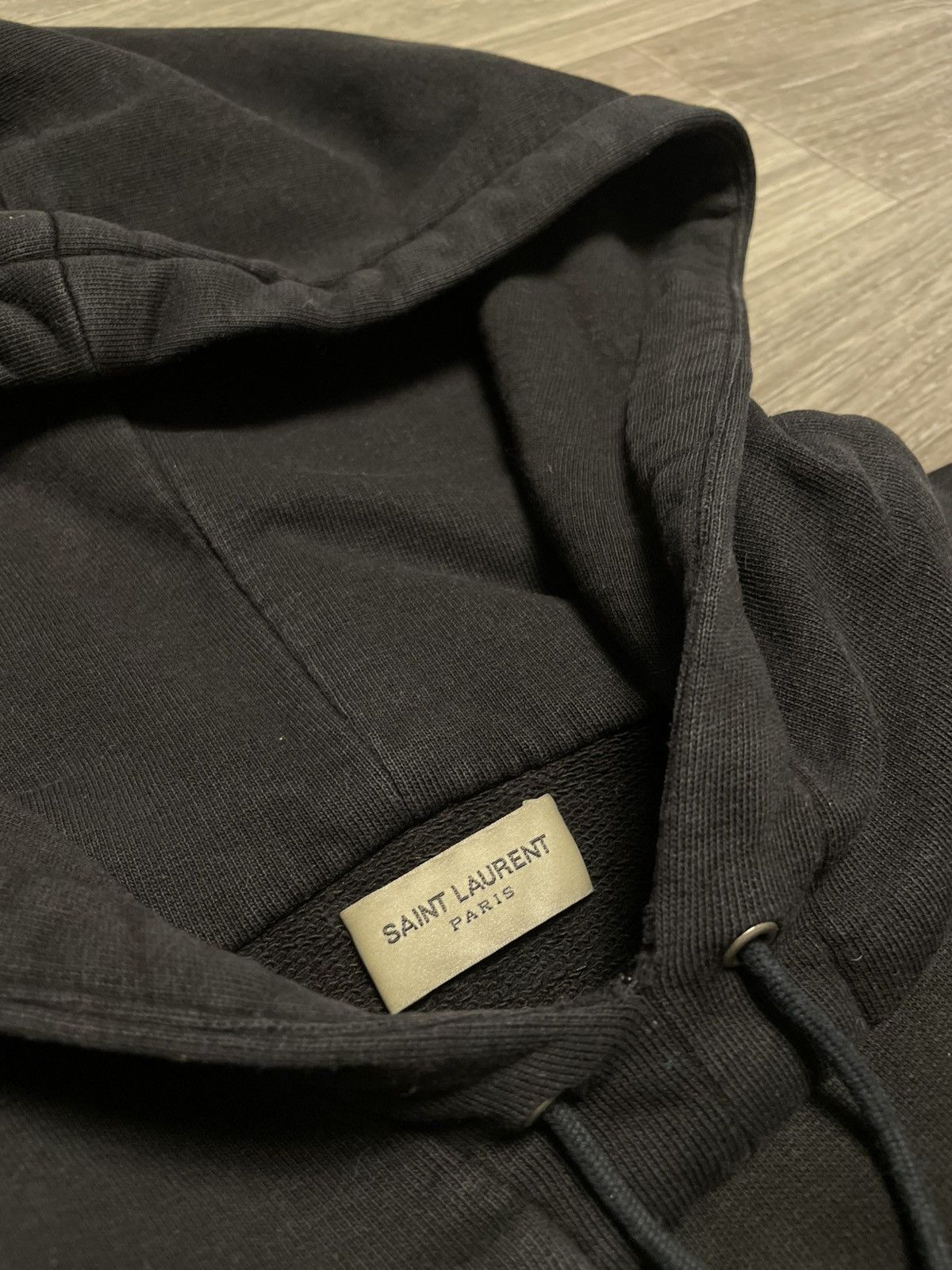 Saint Laurent Paris 2018 Saint Laurent Paris Black Center Logo Hoodie Size US L / EU 52-54 / 3 - 14 Thumbnail