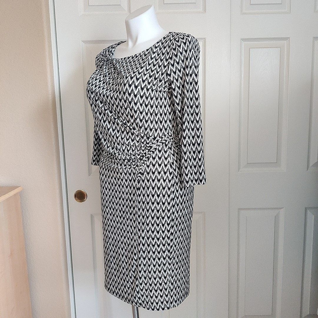 Calvin Klein Calvin Klein cinch stretch 3/4 sleeve dress sz 12 Size XL / US 12-14 / IT 48-50 - 4 Thumbnail