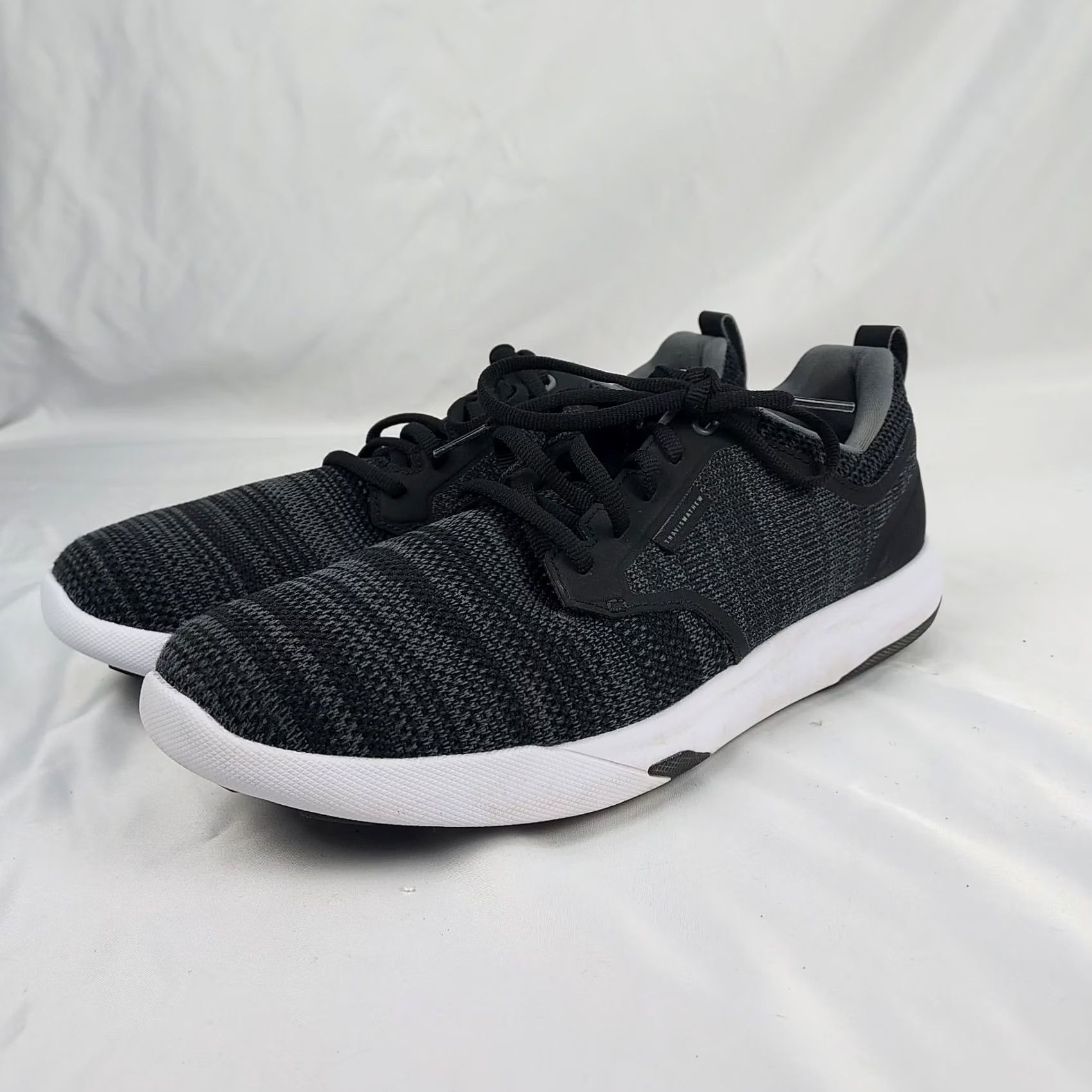TravisMathew TravisMathew Mens 10 Knit Sneakers Black Grey Lace Up Casual Walking Sneaker Mens Shoes Shoes? Size US 10 / EU 43 - 2 Thumbnail
