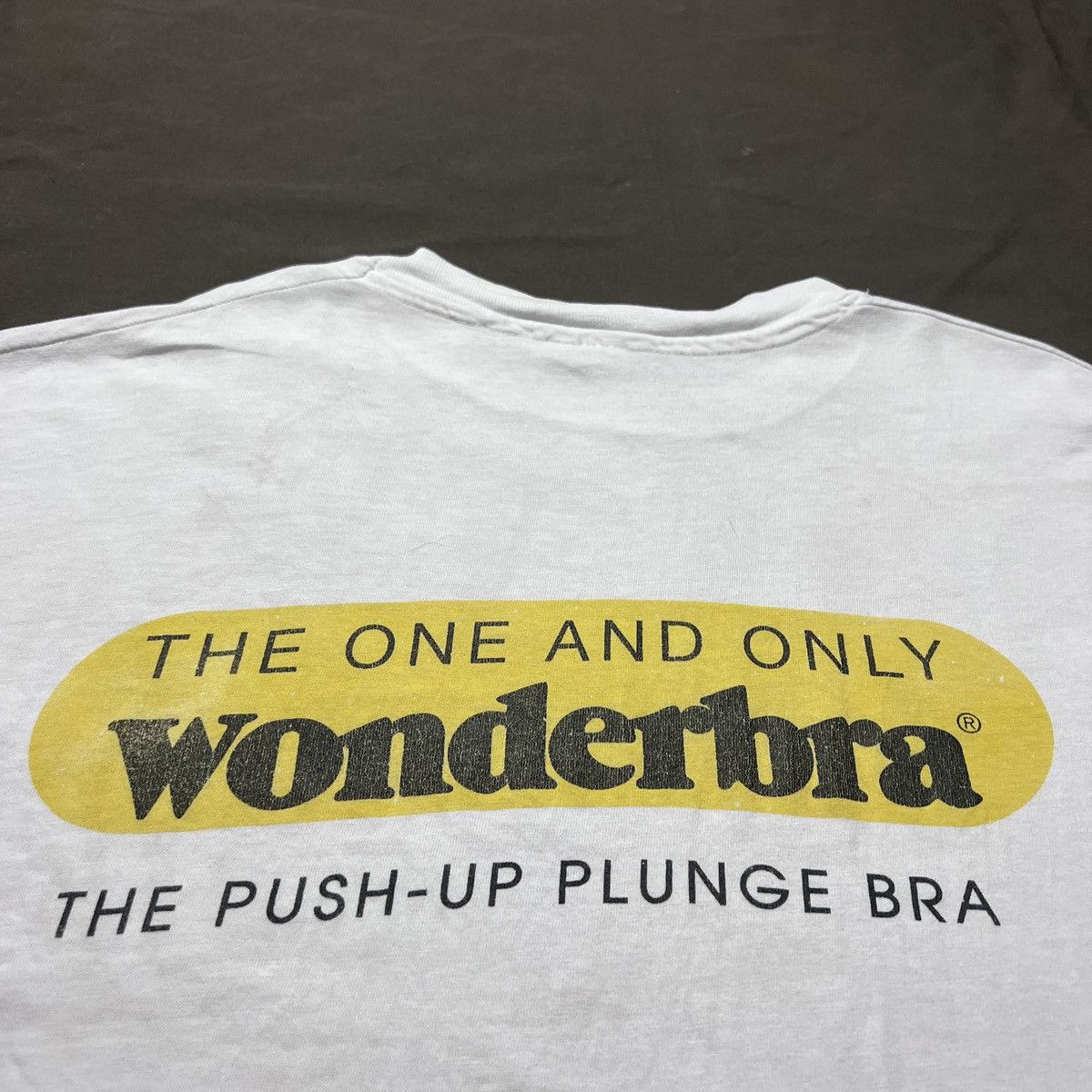 Vintage Vintage 90s Wonderbra Push Up Bra Graphic Promo Tee XL Size US XL / EU 56 / 4 - 10 Thumbnail