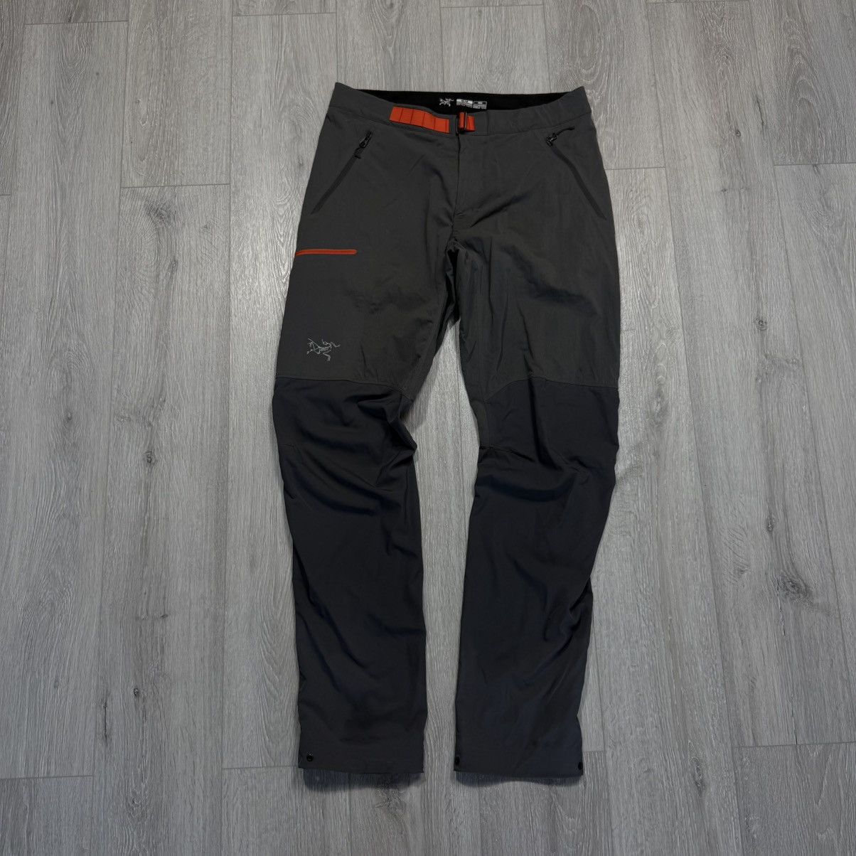 Arc'teryx Vintage Nylon Pants Arcteryx Size US 32 / EU 48 - 1 Thumbnail