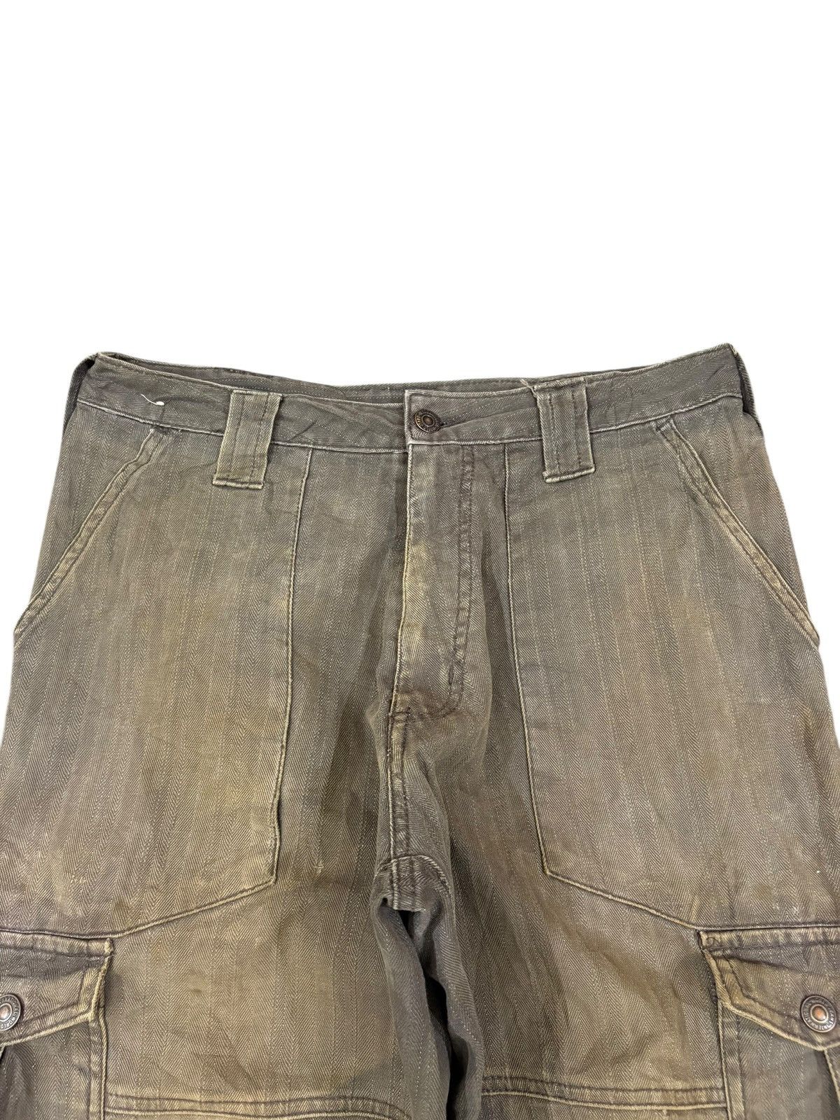 Japanese Brand Vintage Japanese Brand Rusty Wash Distress Baggy Cargo Jeans Size US 31 - 4 Thumbnail