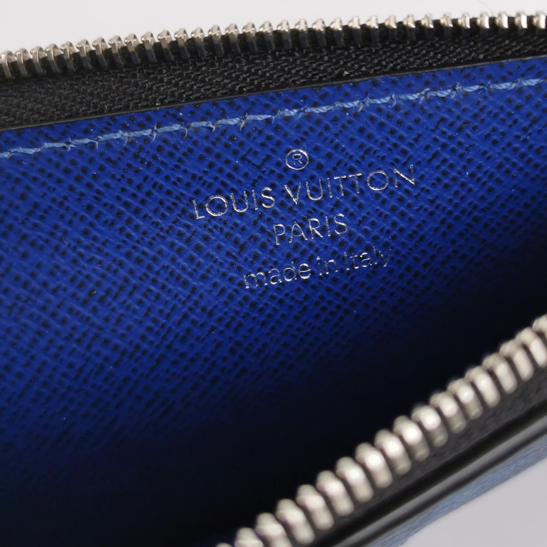 Louis Vuitton Louis Vuitton (LV) Coin leather Monogram print card holder Size ONE SIZE - 5 Thumbnail