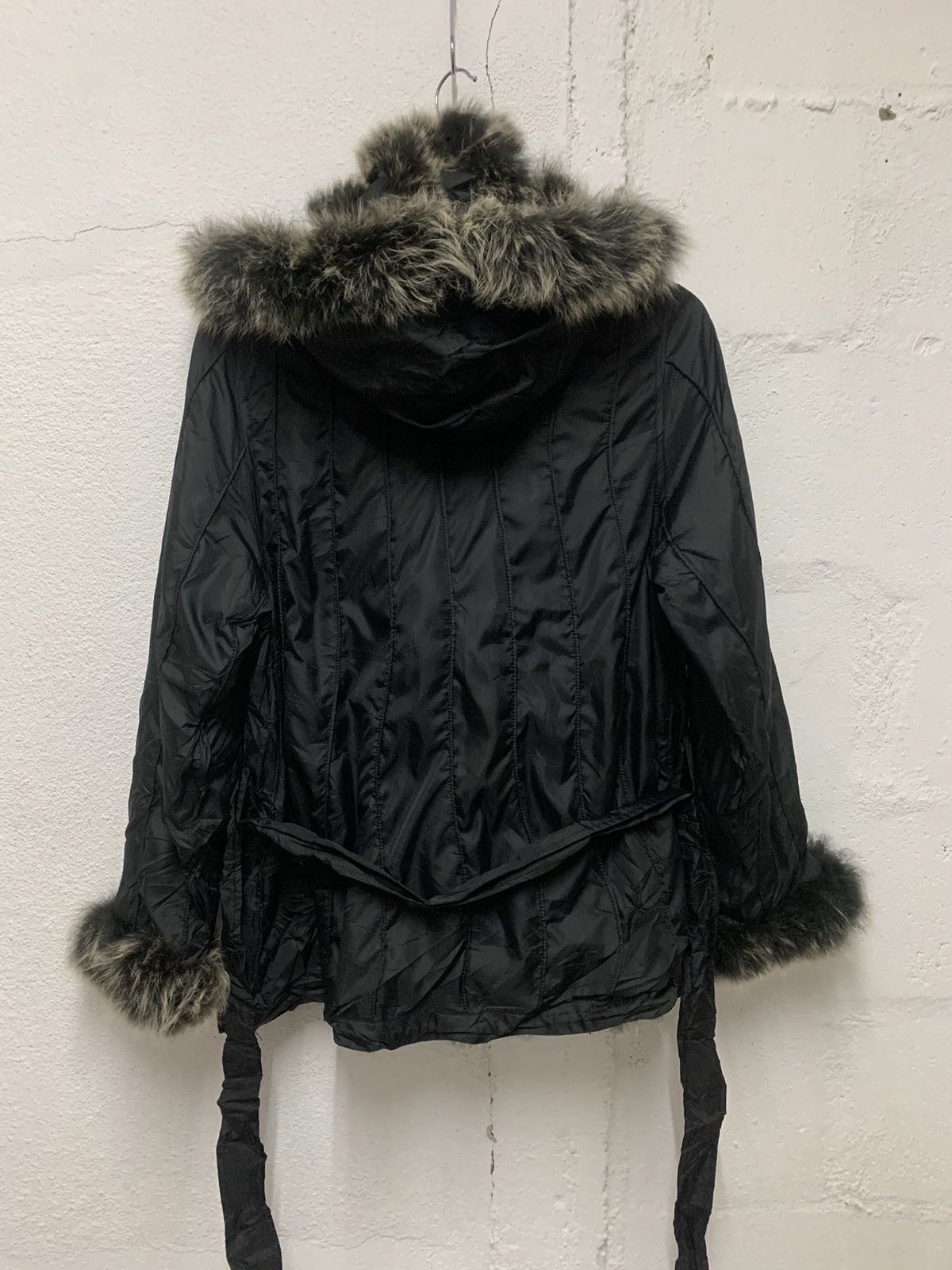 Japanese Brand Vintage Fur Jacket Hoodie Size M / US 6-8 / IT 42-44 - 3 Thumbnail