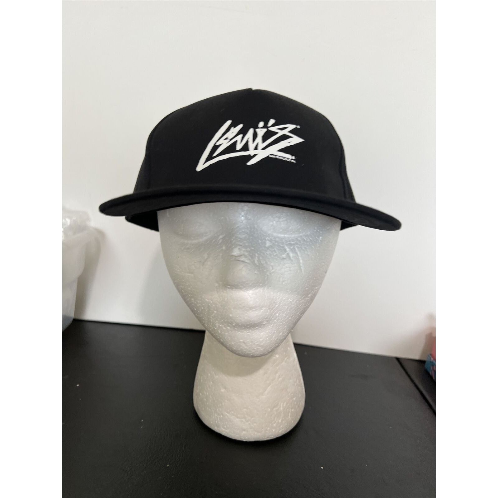 Levi's Printed Logo Baseball Hat Flat brim adjustable Snapback Cap Size ONE SIZE - 2 Thumbnail