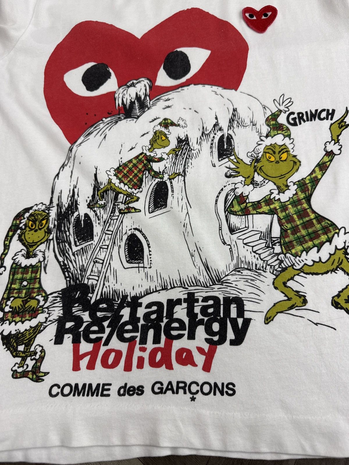 Comme des Garcons PLAY Comme des Garçons Play x Dr. Seuss Grinch Holiday T-shirt Size L / US 10 / IT 46 - 9 Thumbnail