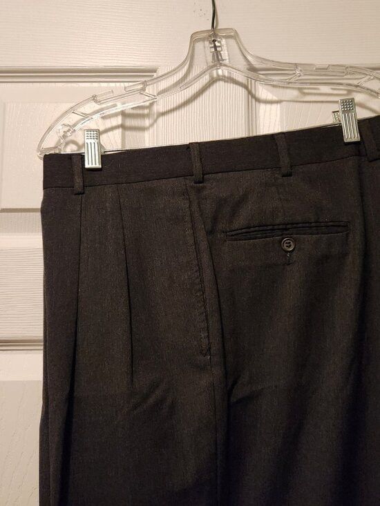 Jos. A. Bank Jos.a.bank men's charcoal 100%wool dress pants size: 38/31 Size 38R - 3 Thumbnail