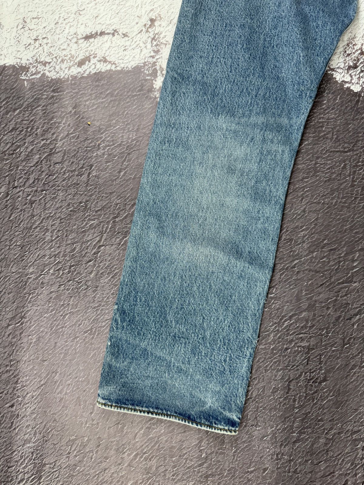 Kings Of Indigo Kings of Indigo KOI Light vintage destroyed high rise jeans Size US 34 / EU 50 - 4 Thumbnail