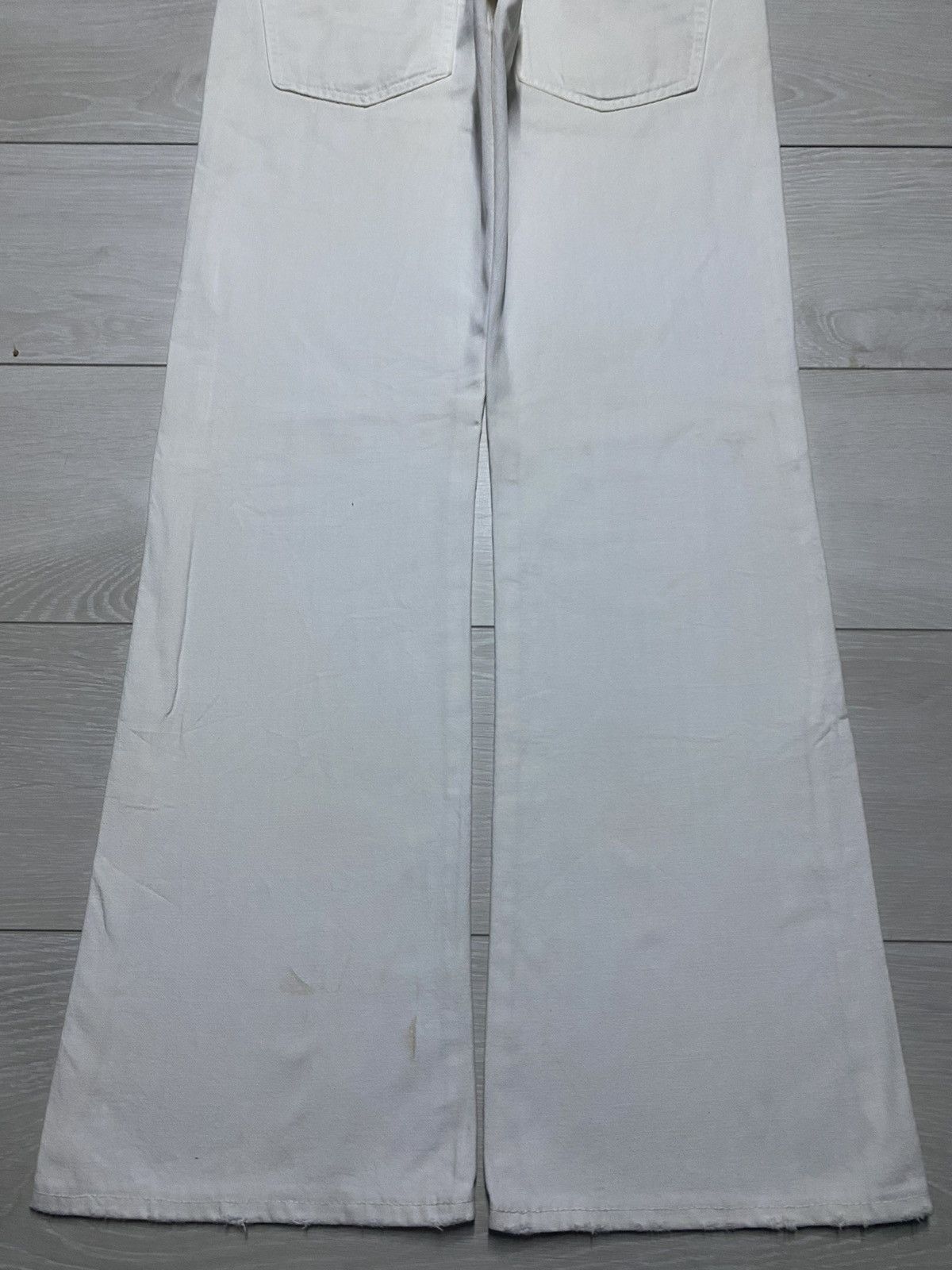 JW Anderson × Uniqlo Vintage Uniqlo S-002 Whit Denim Distressed Flare Jeans Size US 34 / EU 50 - 6 Thumbnail