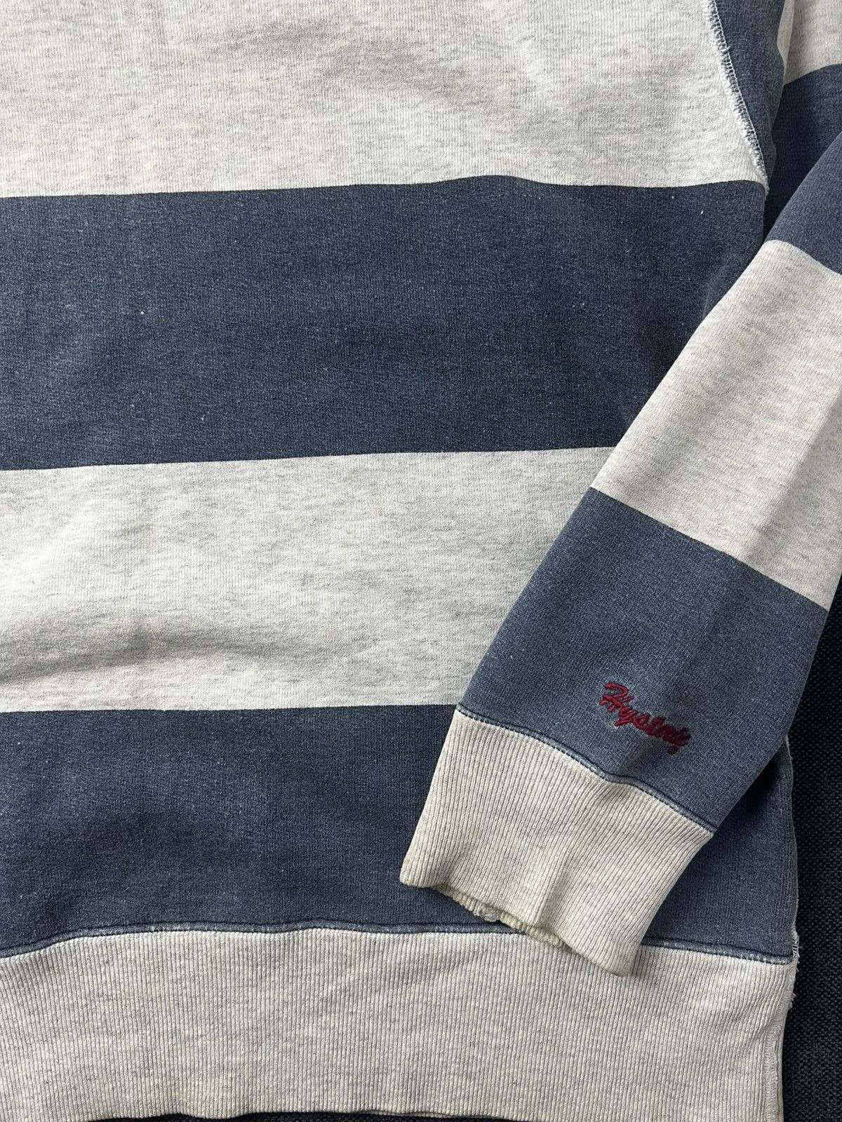 Hysteric Glamour Vtg Distress Hysteric Glamour Stripes Sweatshirt Size US L / EU 52-54 / 3 - 4 Thumbnail